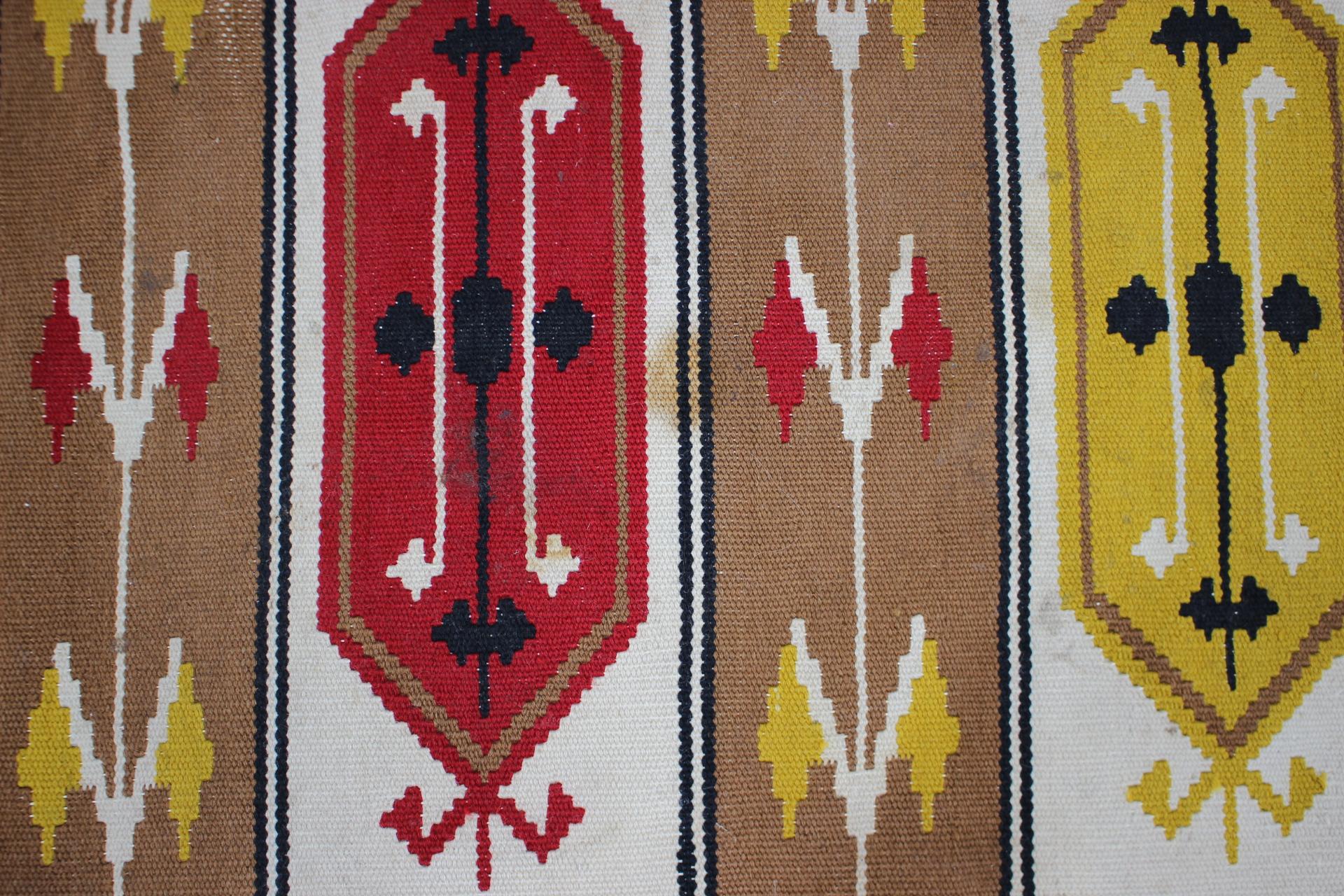 1960s Wool Kilim Carpet, Czechoslovakia For Sale 4