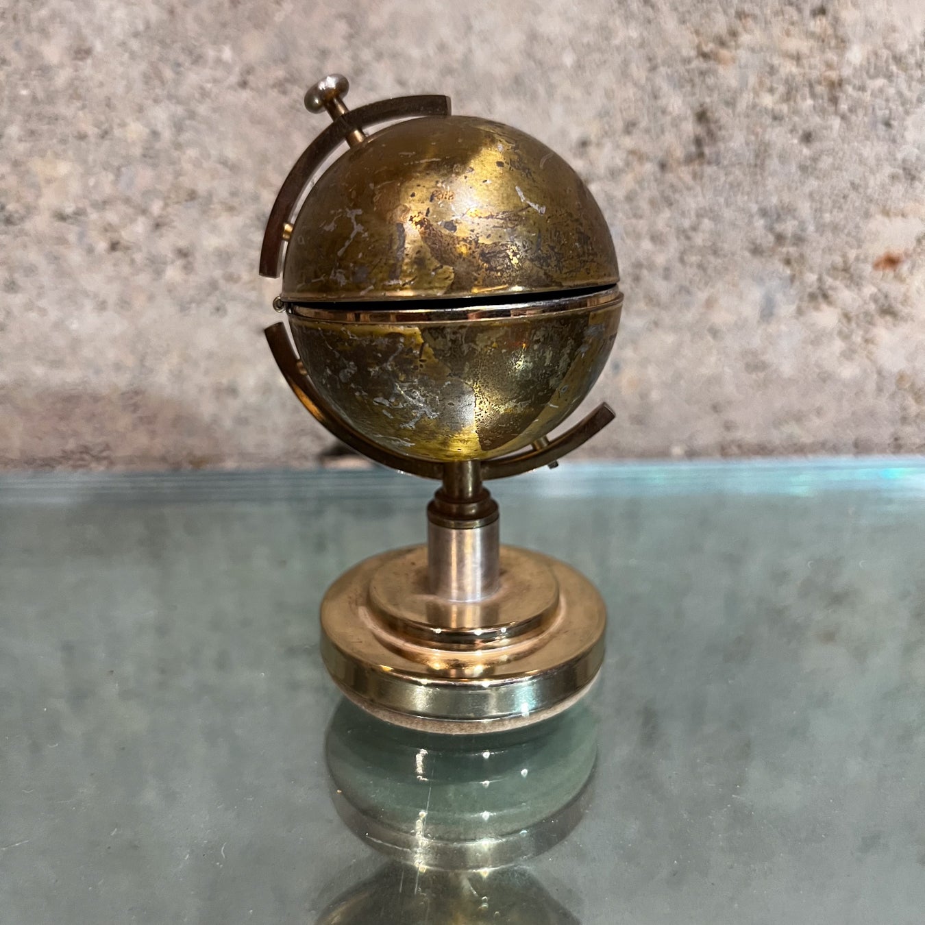 1960s World Globe Brass Cigarette Lighter Germany For Sale