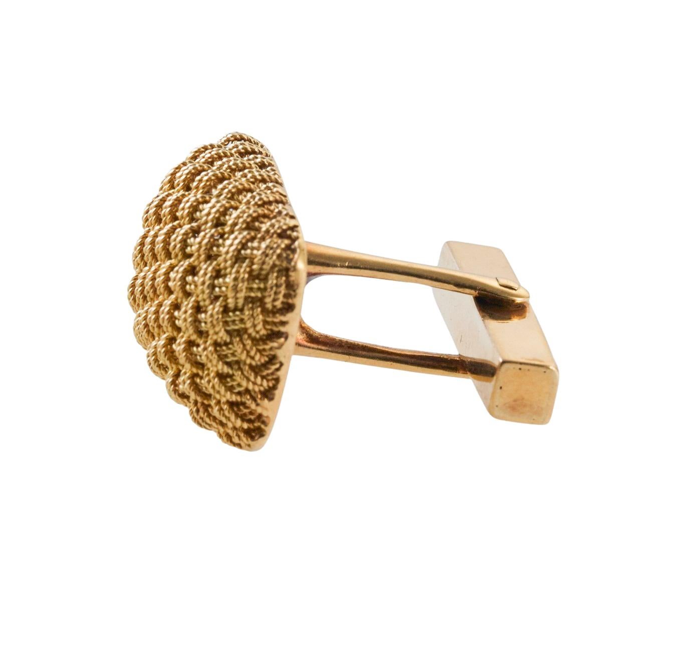 1960s Woven Basket Weave Gold Cufflinks For Sale 1