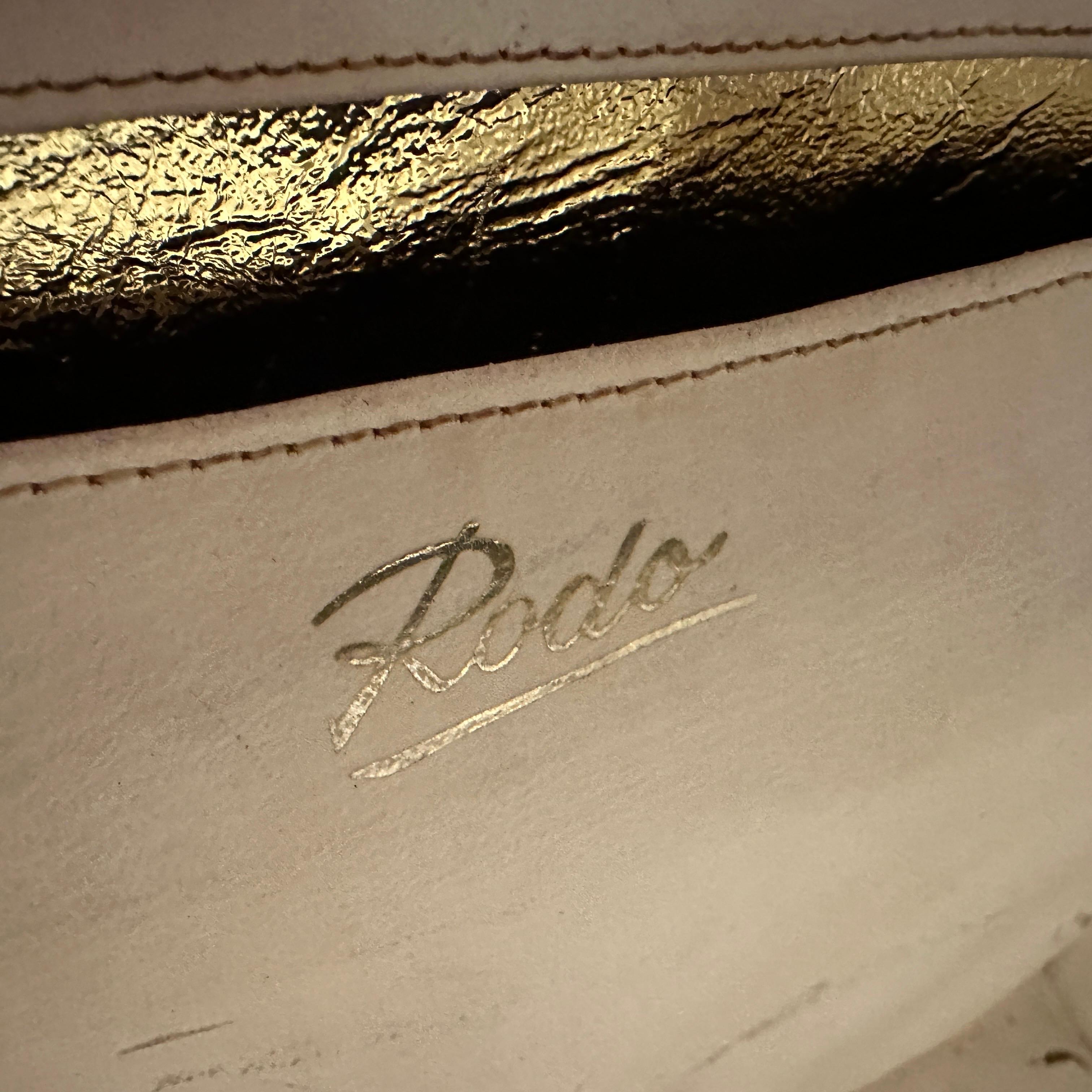 1960er Jahre Tasche mit geflochtenem Weidenleder und Messinggriff von Rodo im Angebot 4