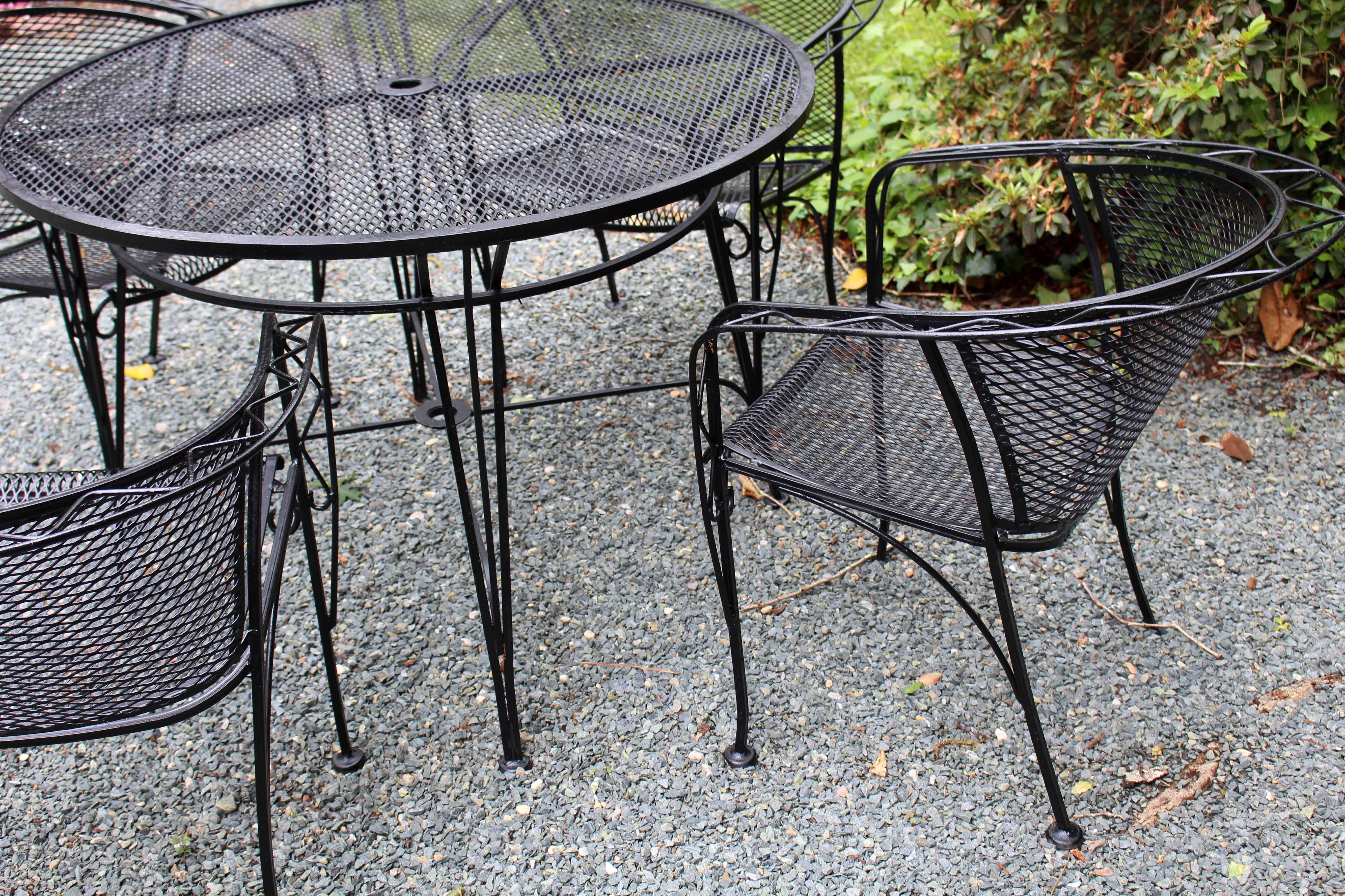 Mid-20th Century 1960s Wrought Iron Table and Four Tub Chairs