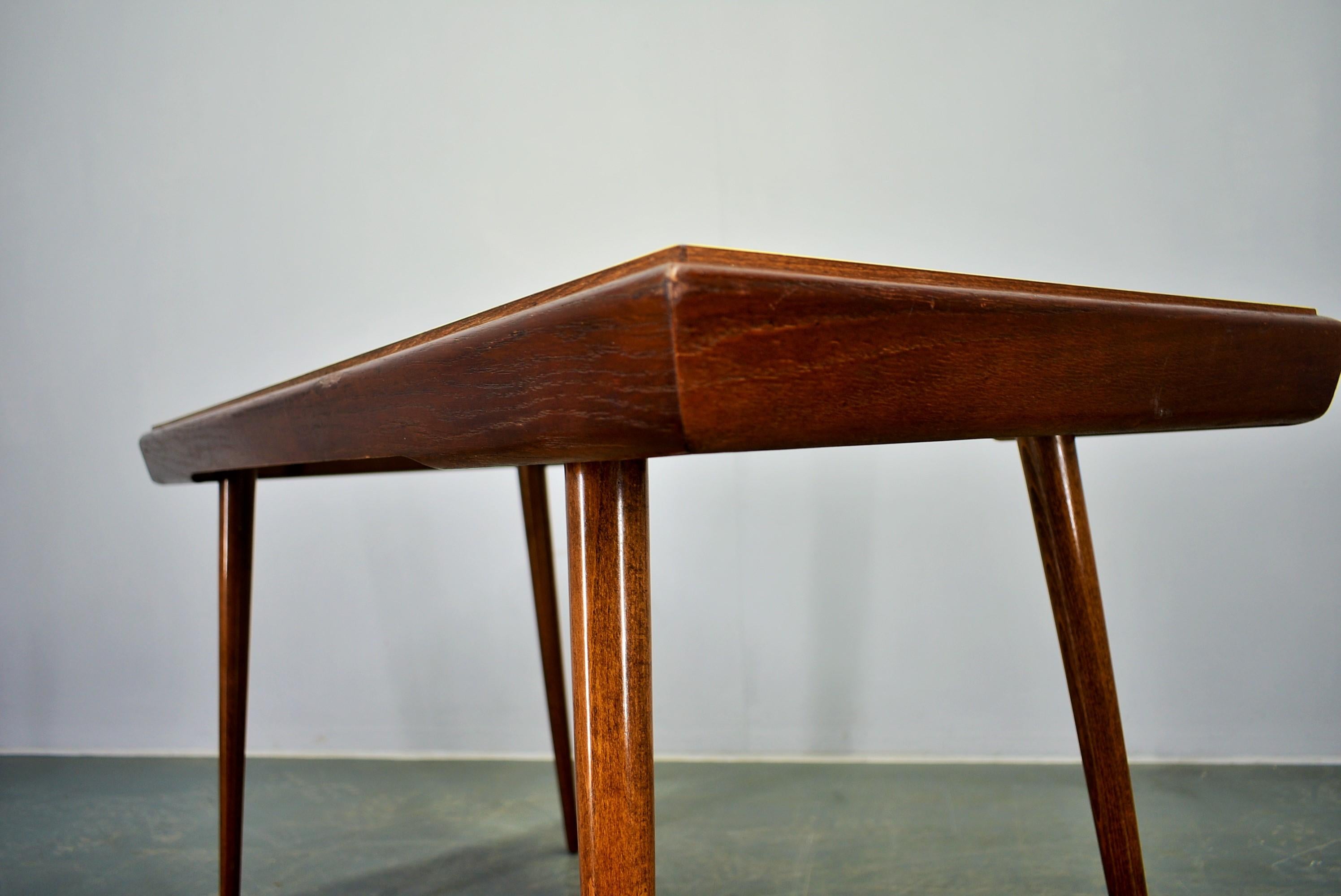 Table basse jaune des années 1960, Tchèque en vente 6