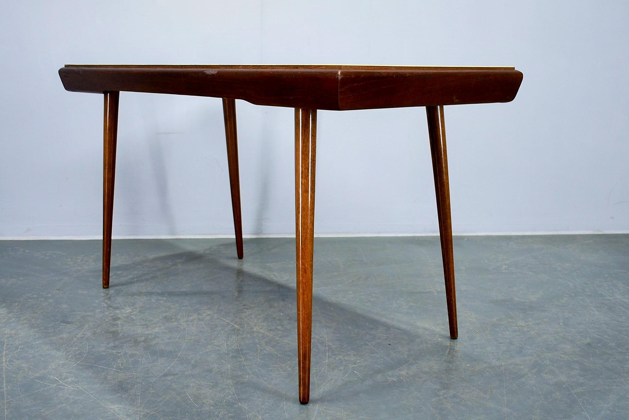 Table basse jaune des années 1960, Tchèque en vente 13