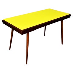 1960er Gelb, Couchtisch, Tschechien