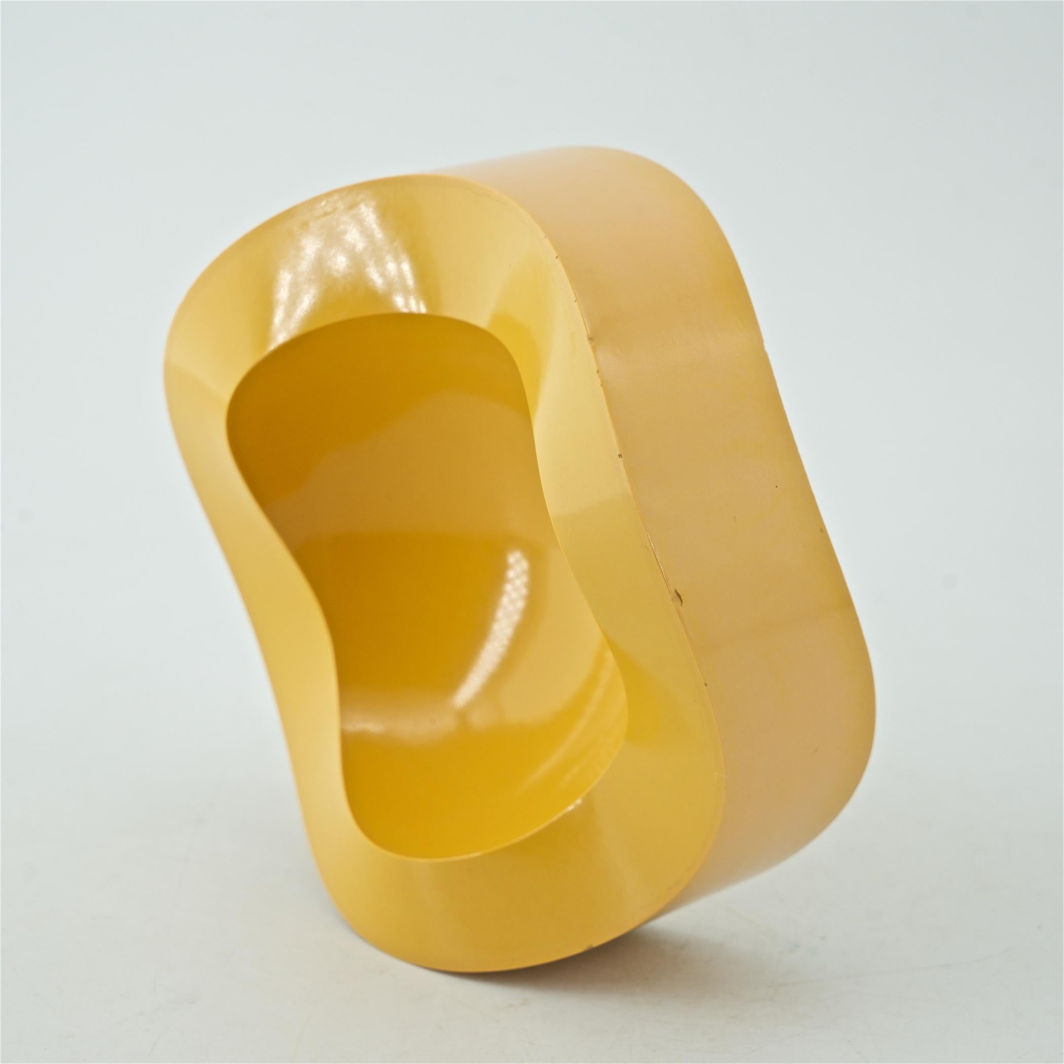 American 1960s Yellow German Pop Art Undulating Tripod Key Candy Dish Table Sculpture
