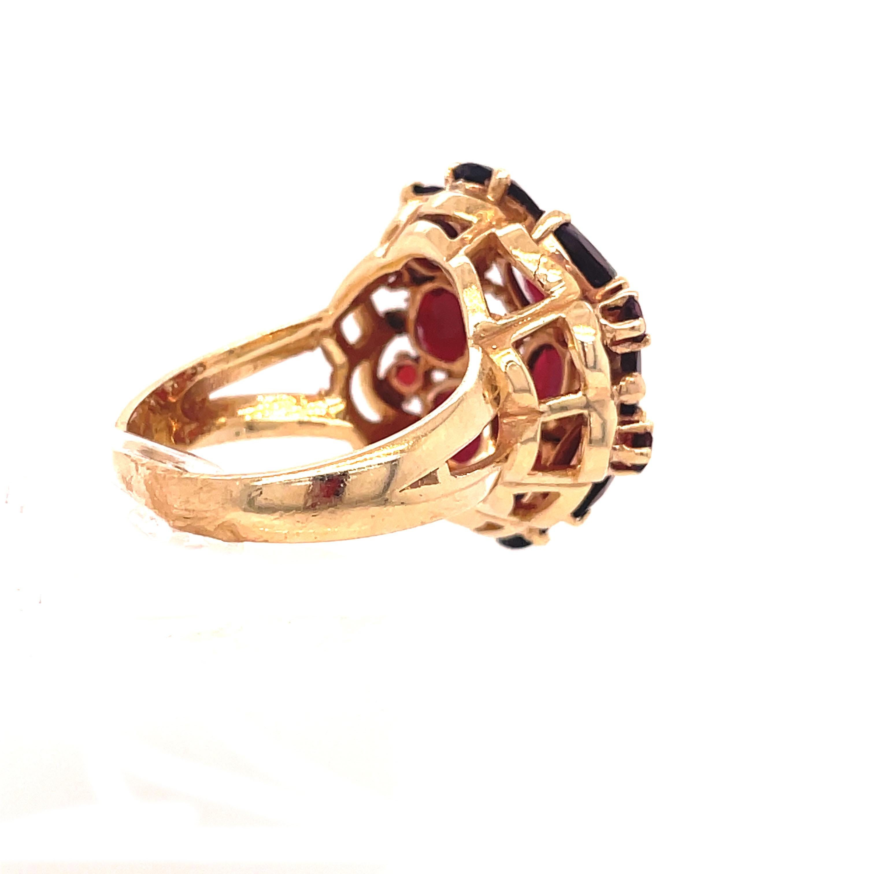 1960s Yellow Gold Garnet Cluster Ring For Sale 1