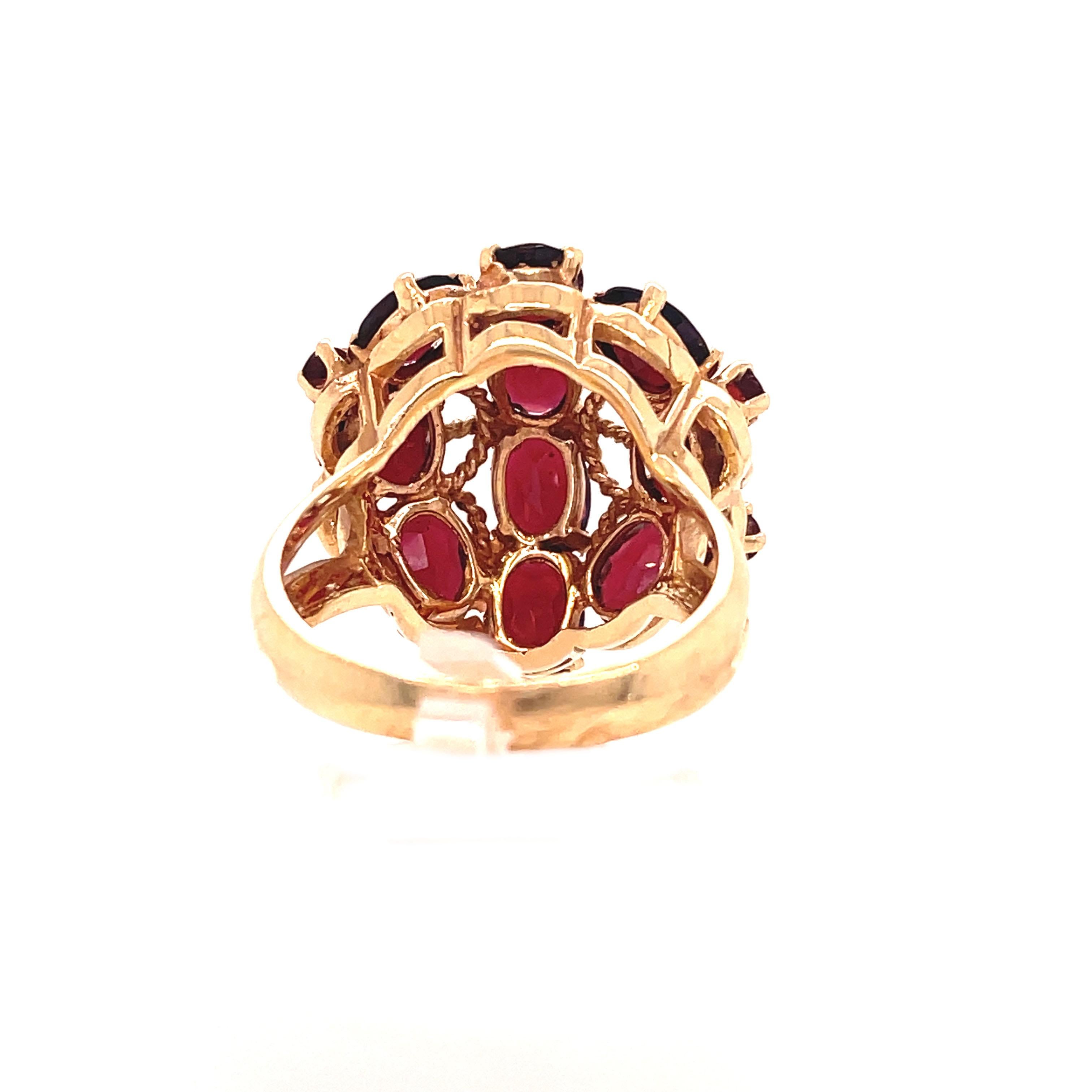 1960s Yellow Gold Garnet Cluster Ring For Sale 2