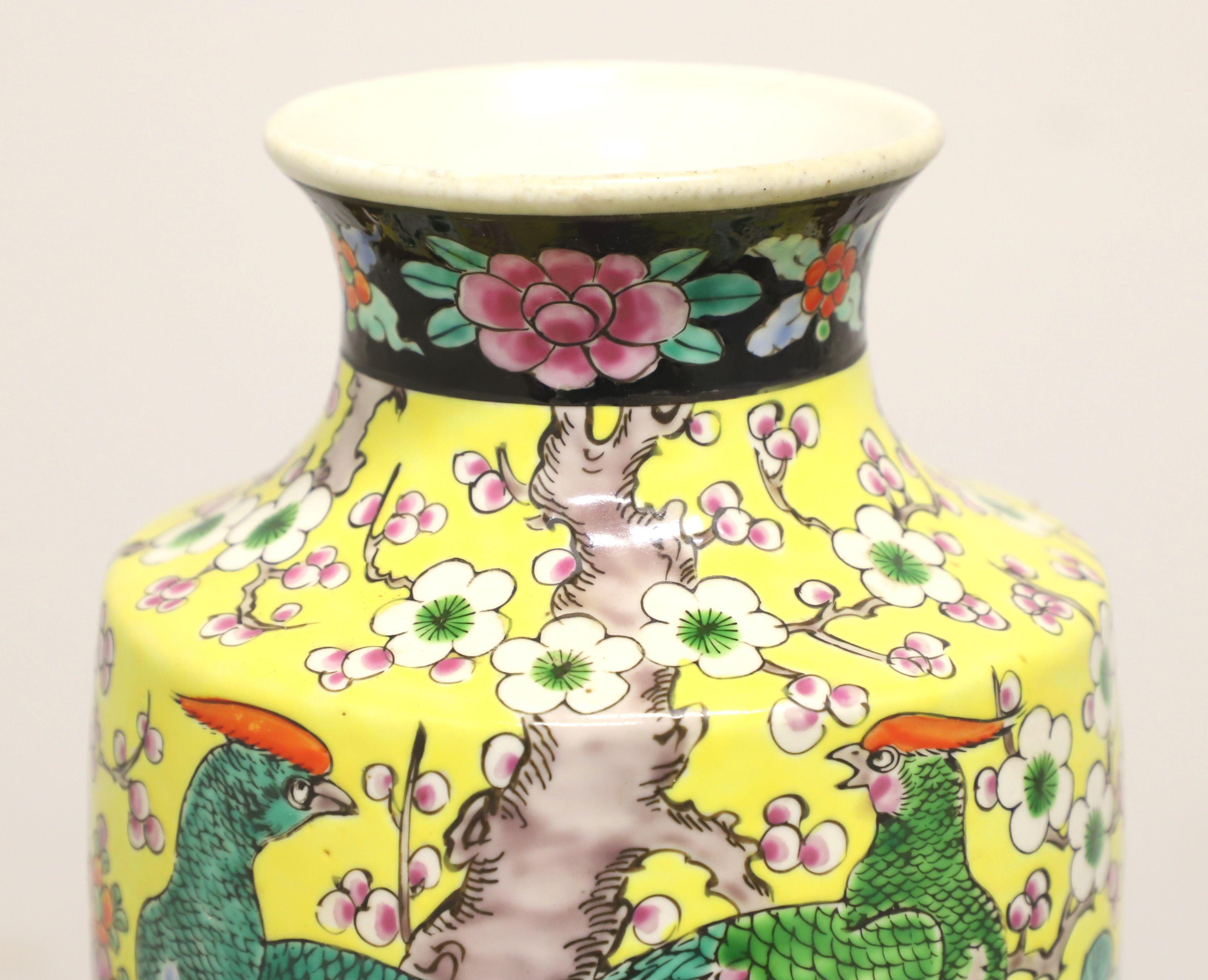 20th Century 1960's Yellow/Green Japanese chinoiserie Ceramic Vase
