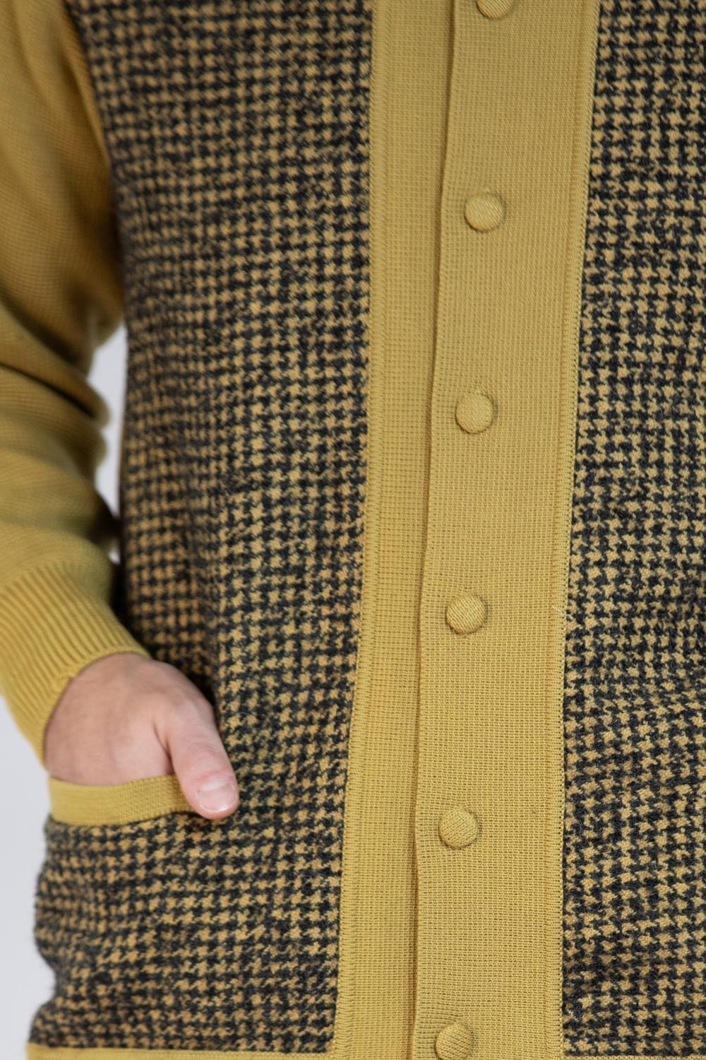 1960S Yellow Ochre Wool Knit Men's Cardigan XL For Sale 5