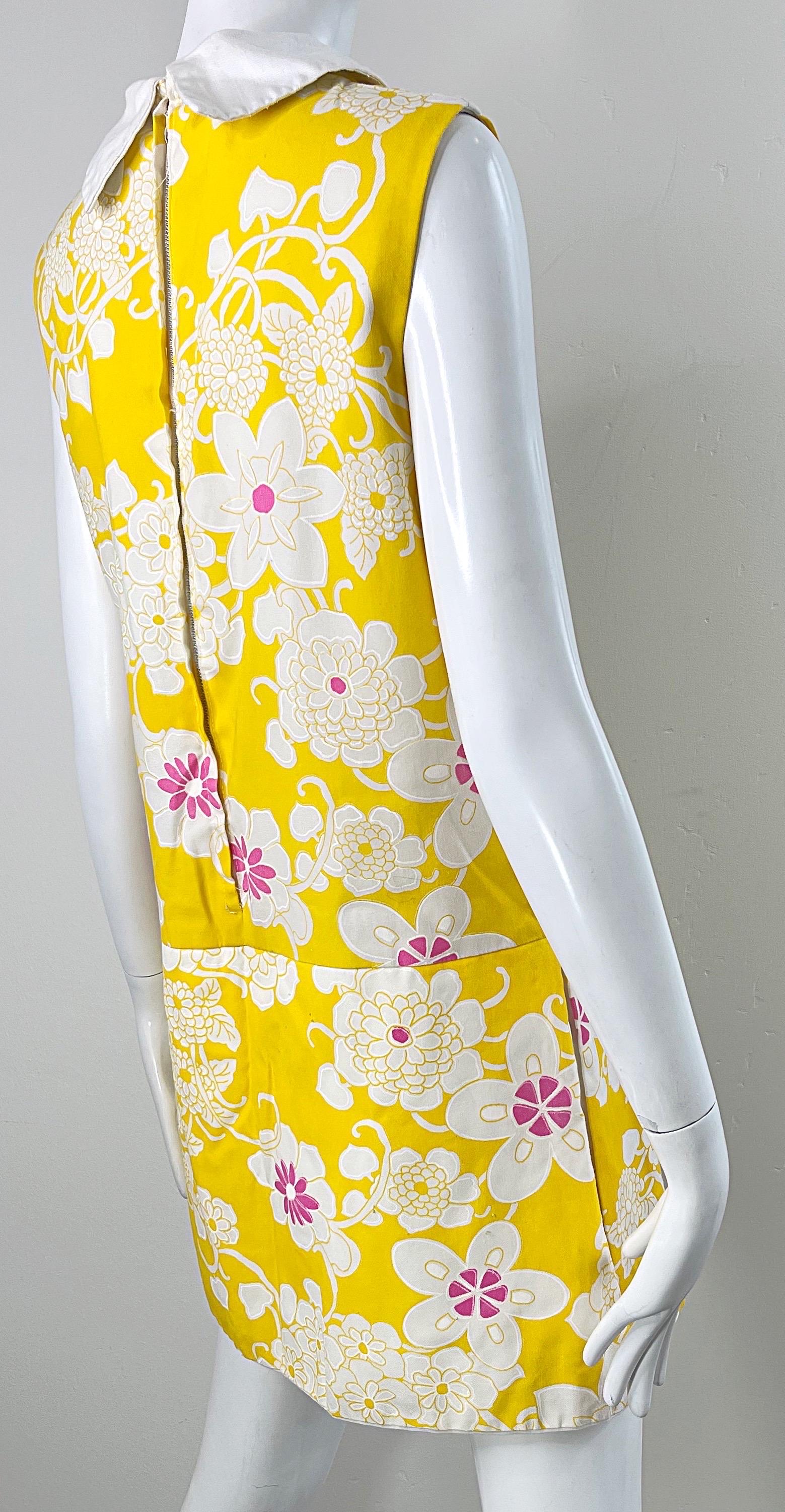 1960s Yellow + Pink Romper Skort Mod Cotton Flower Print Vintage 60s Jumpsuit en vente 7