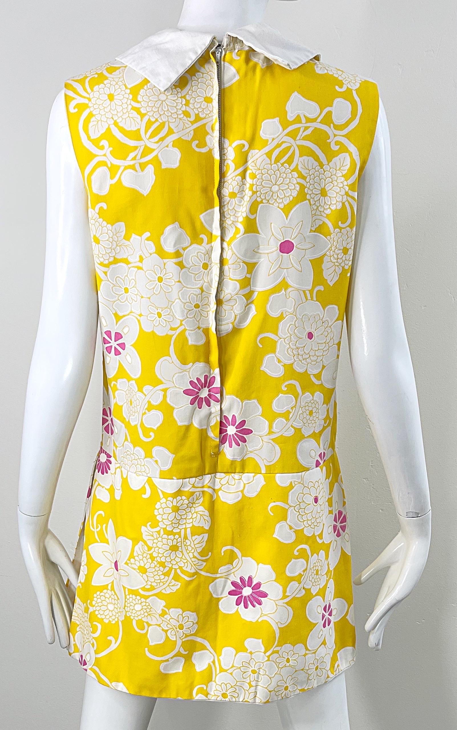 1960s Yellow + Pink Romper Skort Mod Cotton Flower Print Vintage 60s Jumpsuit en vente 4