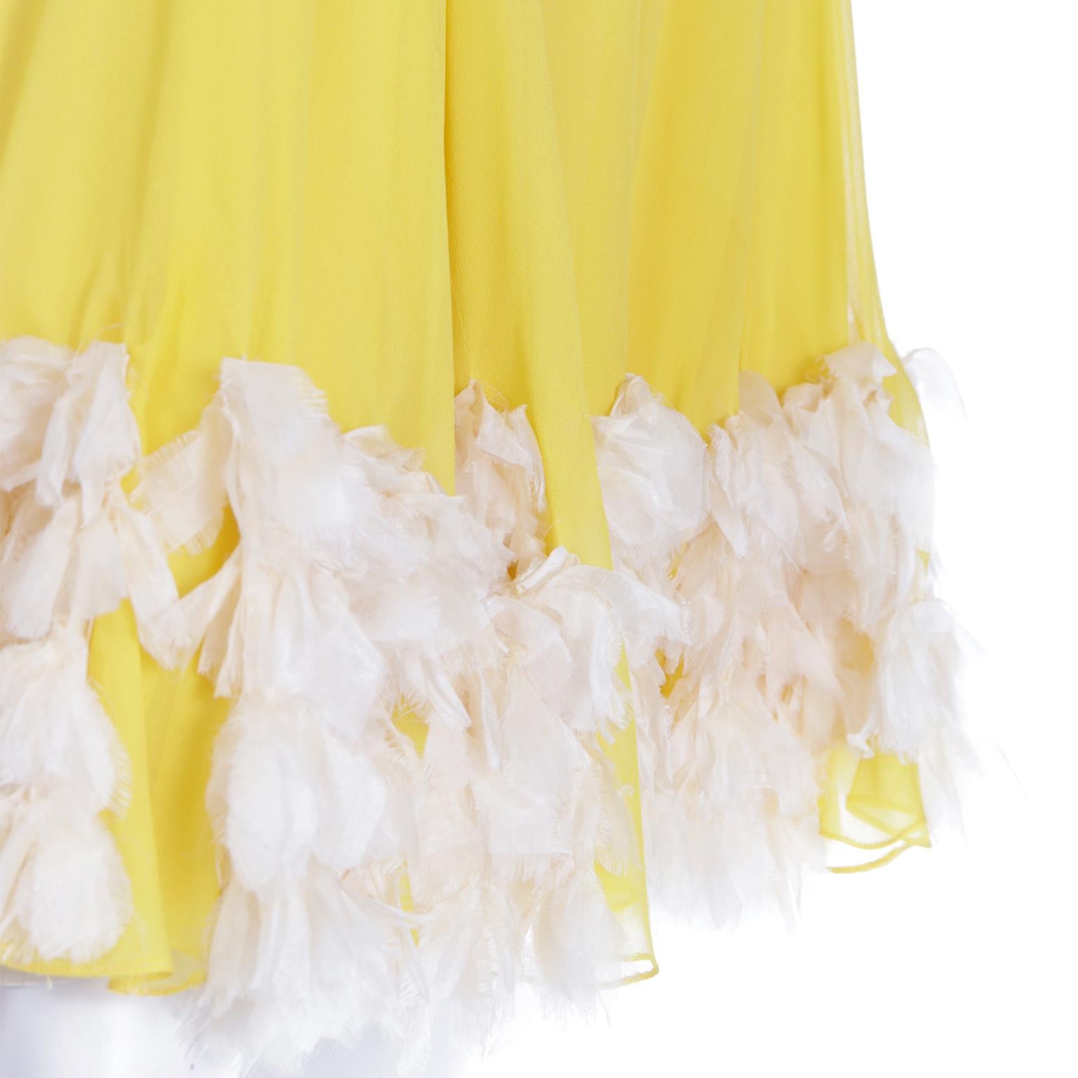 1960s Yellow Silk Chiffon Summer Vintage Dress With Silk Faux Feathers For Sale 3