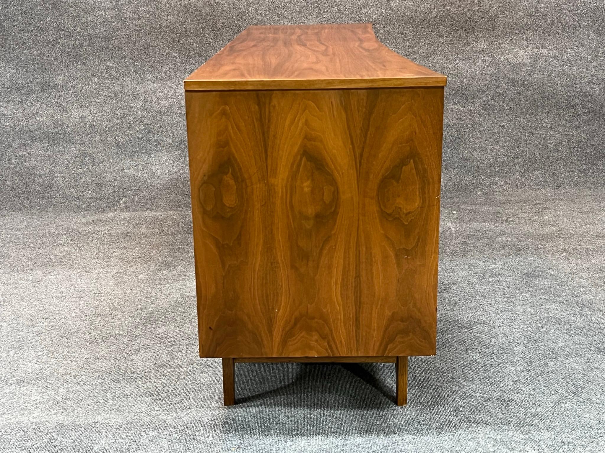 Mid-Century Modern 1960s Young Manufacturing Curved Front Walnut Chest of Drawers / Credenza