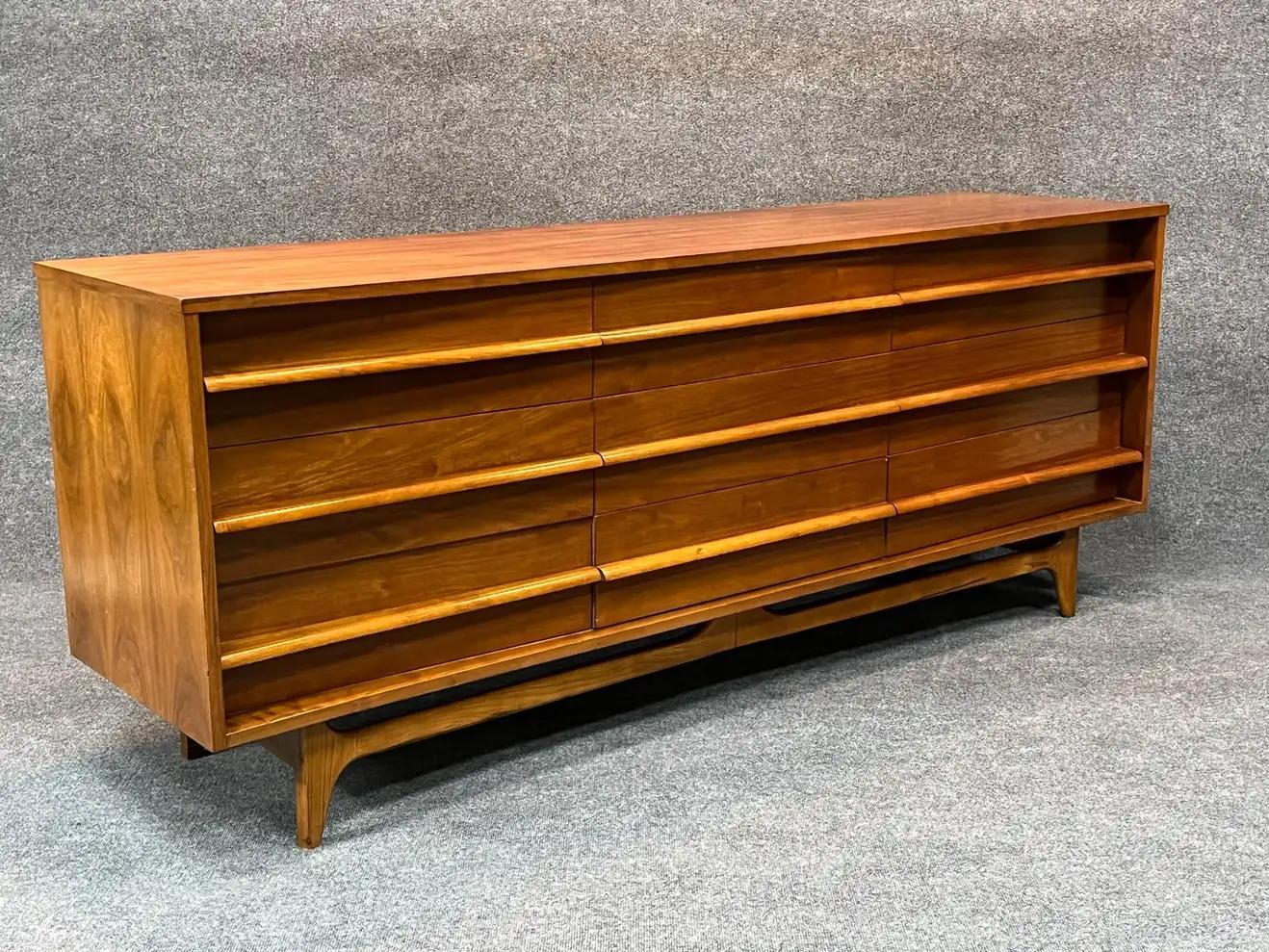 Mid-20th Century 1960s Young Manufacturing Curved Front Walnut Chest of Drawers / Credenza
