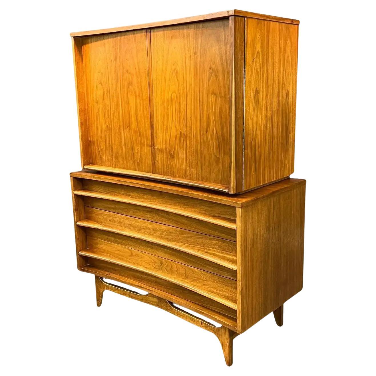 1960s Young Manufacturing Curved Front Walnut Chest of Drawers / Credenza