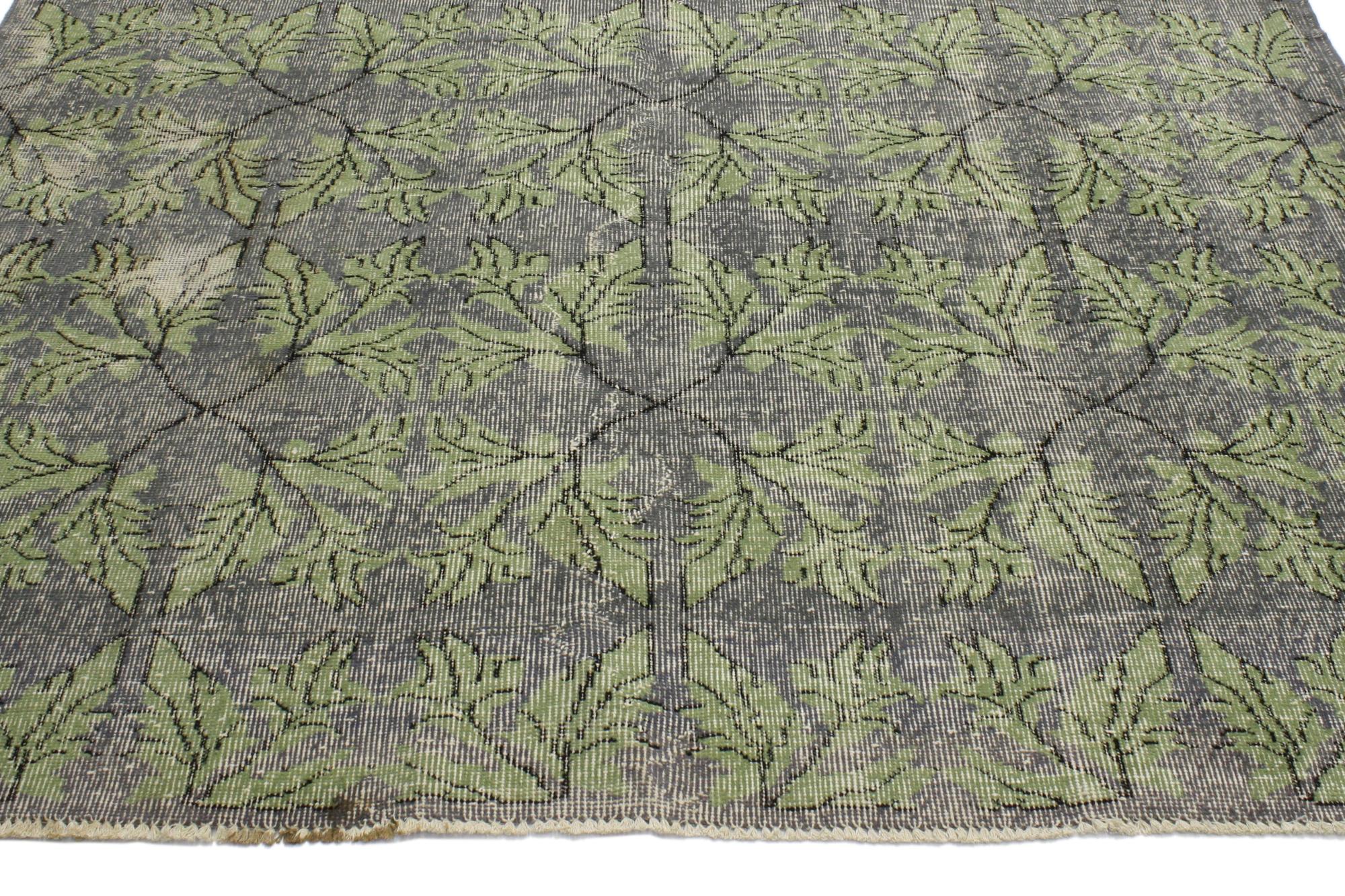 1960's Zeki Muren Distressed Turkish Sivas Rug with Modern Style In Distressed Condition For Sale In Dallas, TX