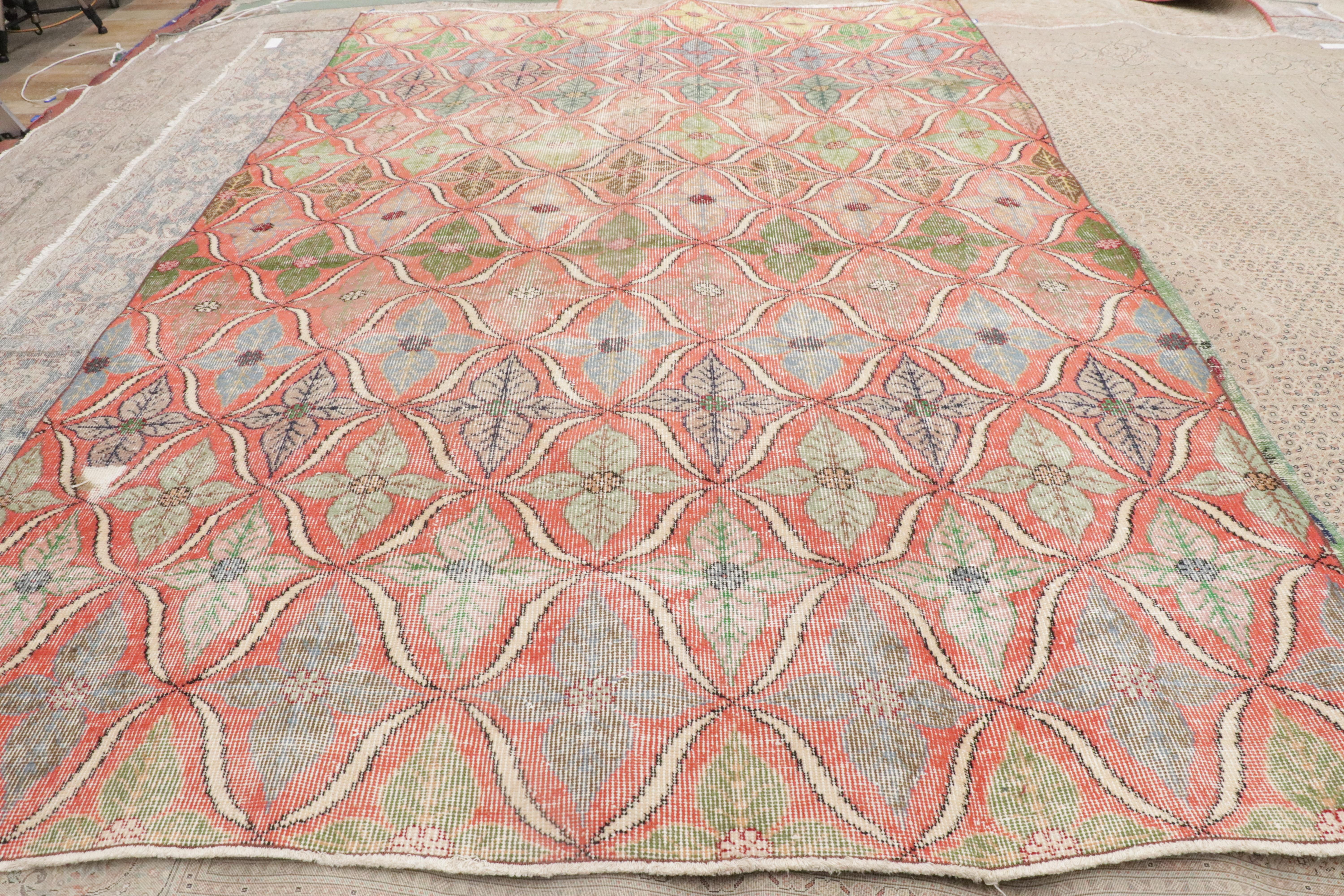 Tapis turc Sivas Zeki Muren des années 1960 avec style moderne en vente 3