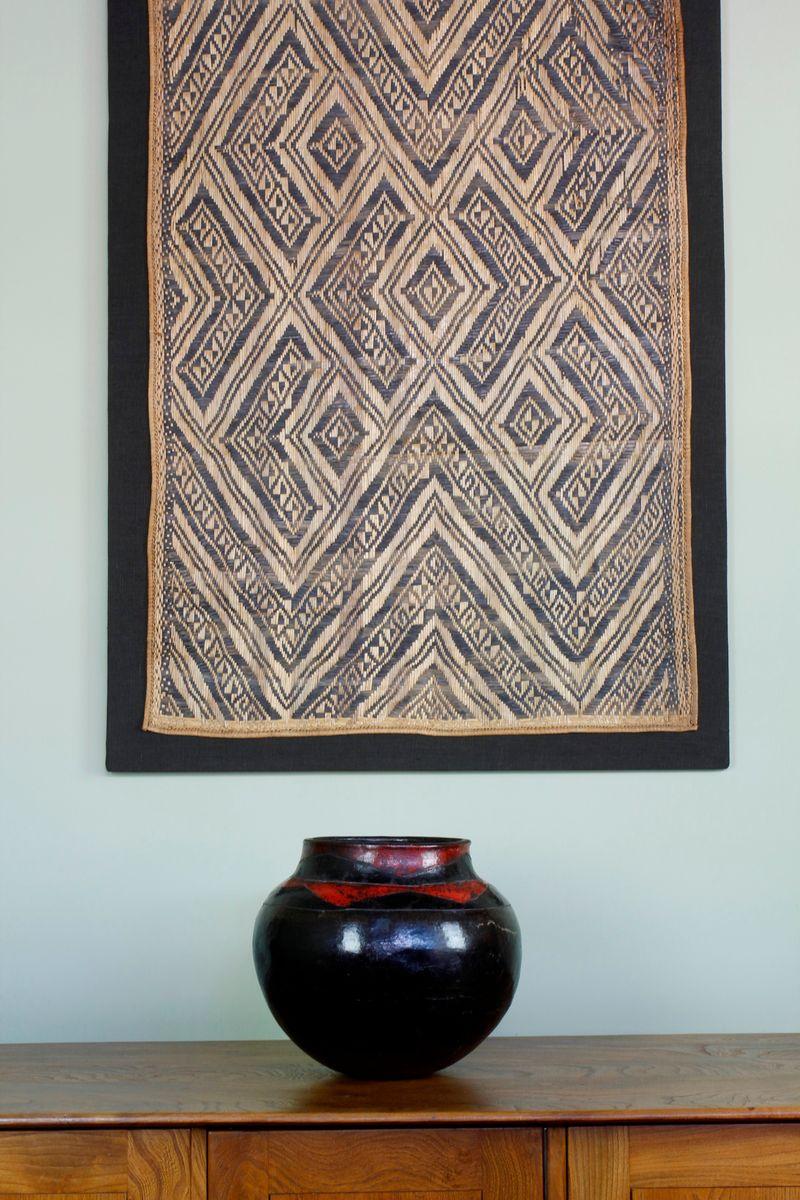 Tribal 1960's Zulu Fired Earth Storage Pot, South Africa (Ex Romy Rey Collection)