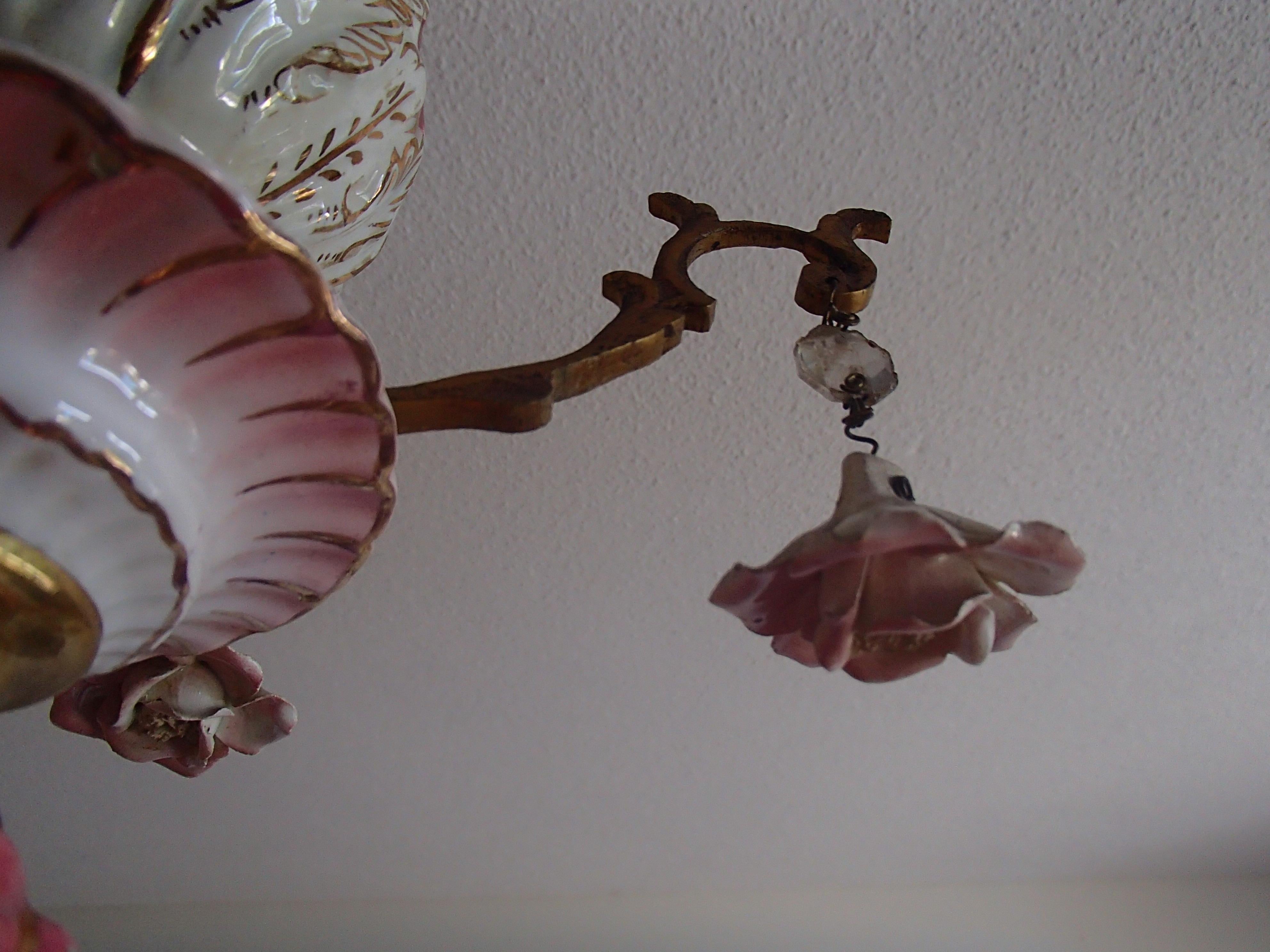 1960th Italian Porcelain Chandelier with Roses In Good Condition For Sale In Weiningen, CH