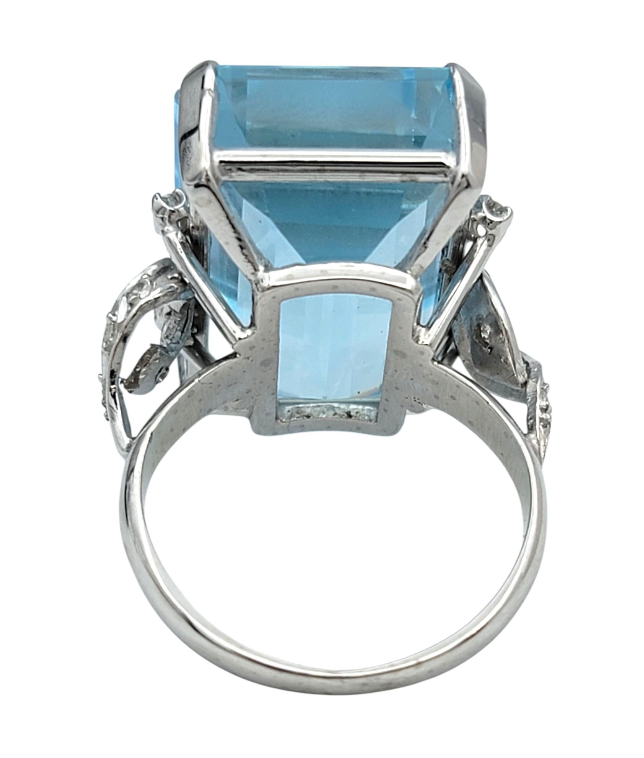 19.61 Carat Emerald Cut Aquamarine Cocktail Ring with Diamonds in Platinum For Sale 1