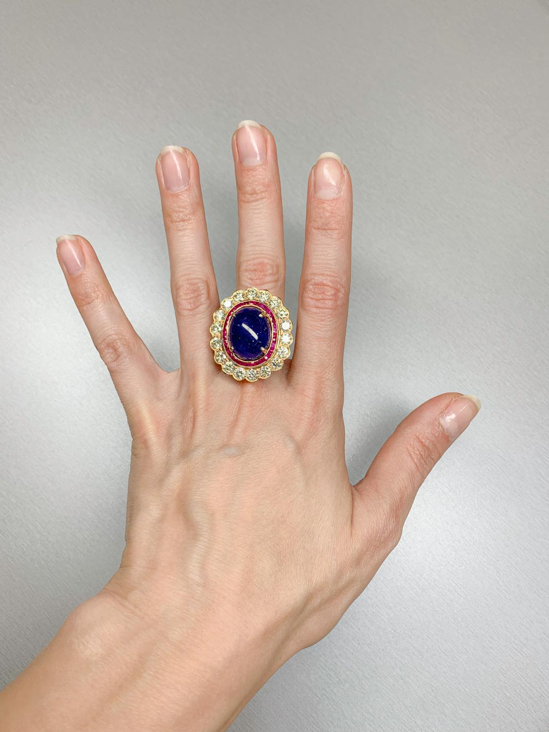 19.61 Carat Tanzanite with 1.41 Carat Ruby and 4.89 Carat Diamond 18K Gold Ring For Sale 2