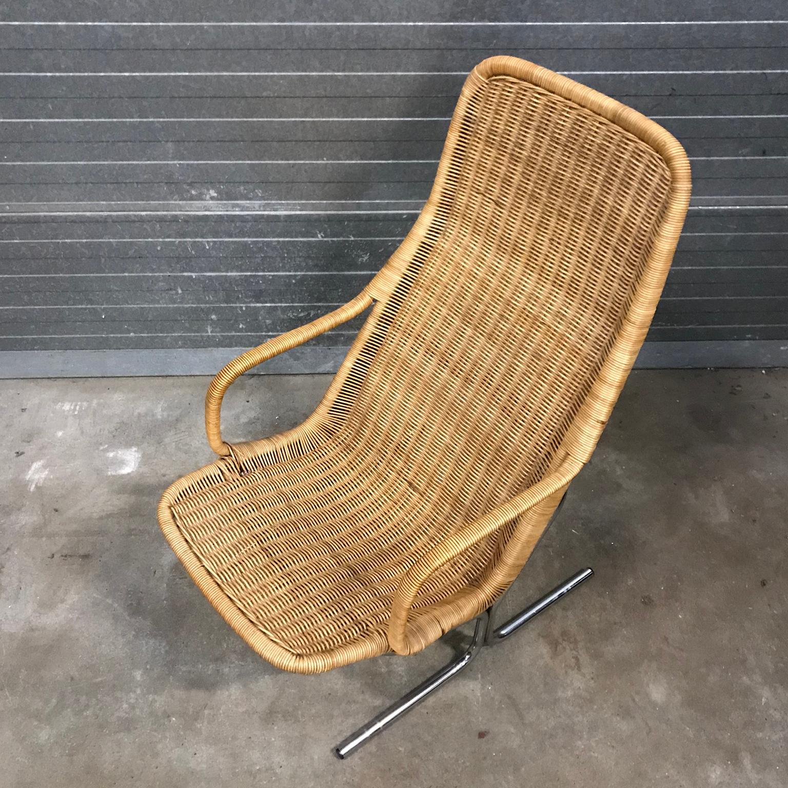 1961 Dirk Van Sliedregt, Rare 514 Original Wicker Lounge Chair with Chrome Base For Sale 4