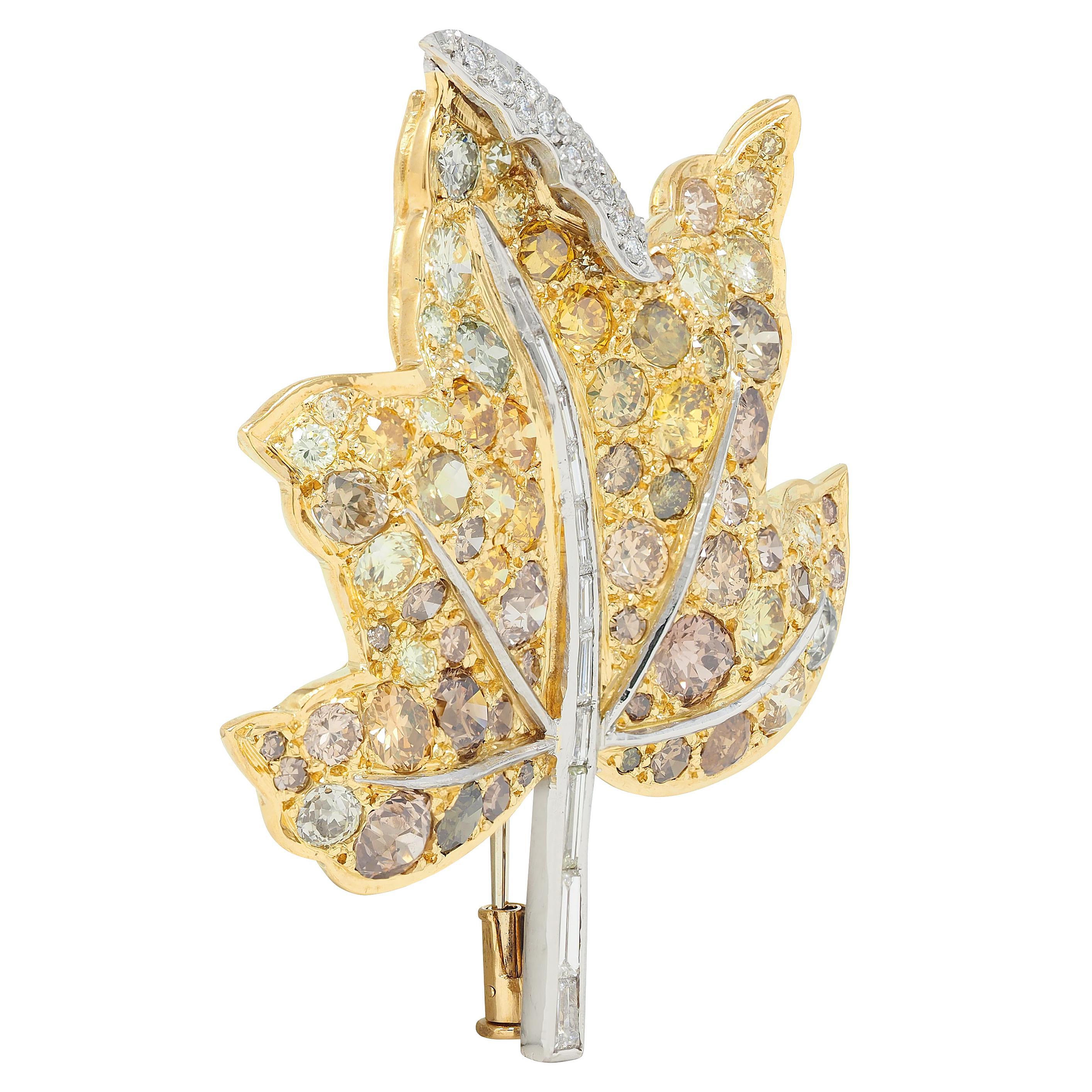 Modern 1961 Hancocks 7.45 CTW Fancy Diamond 18K Gold Vintage Maple Leaf Brooch For Sale