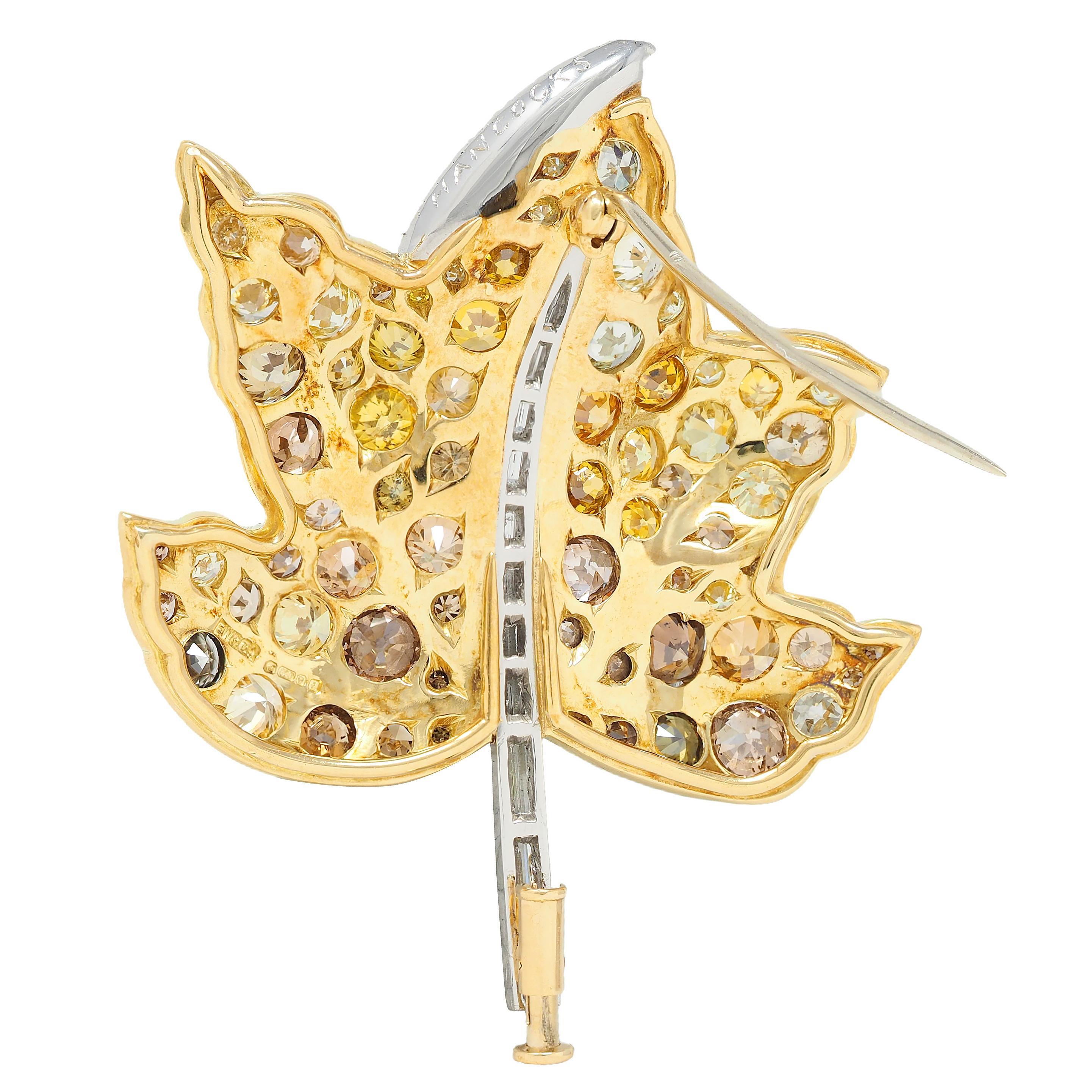1961 Hancocks 7.45 CTW Fancy Diamond 18K Gold Vintage Maple Leaf Brooch In Excellent Condition For Sale In Philadelphia, PA