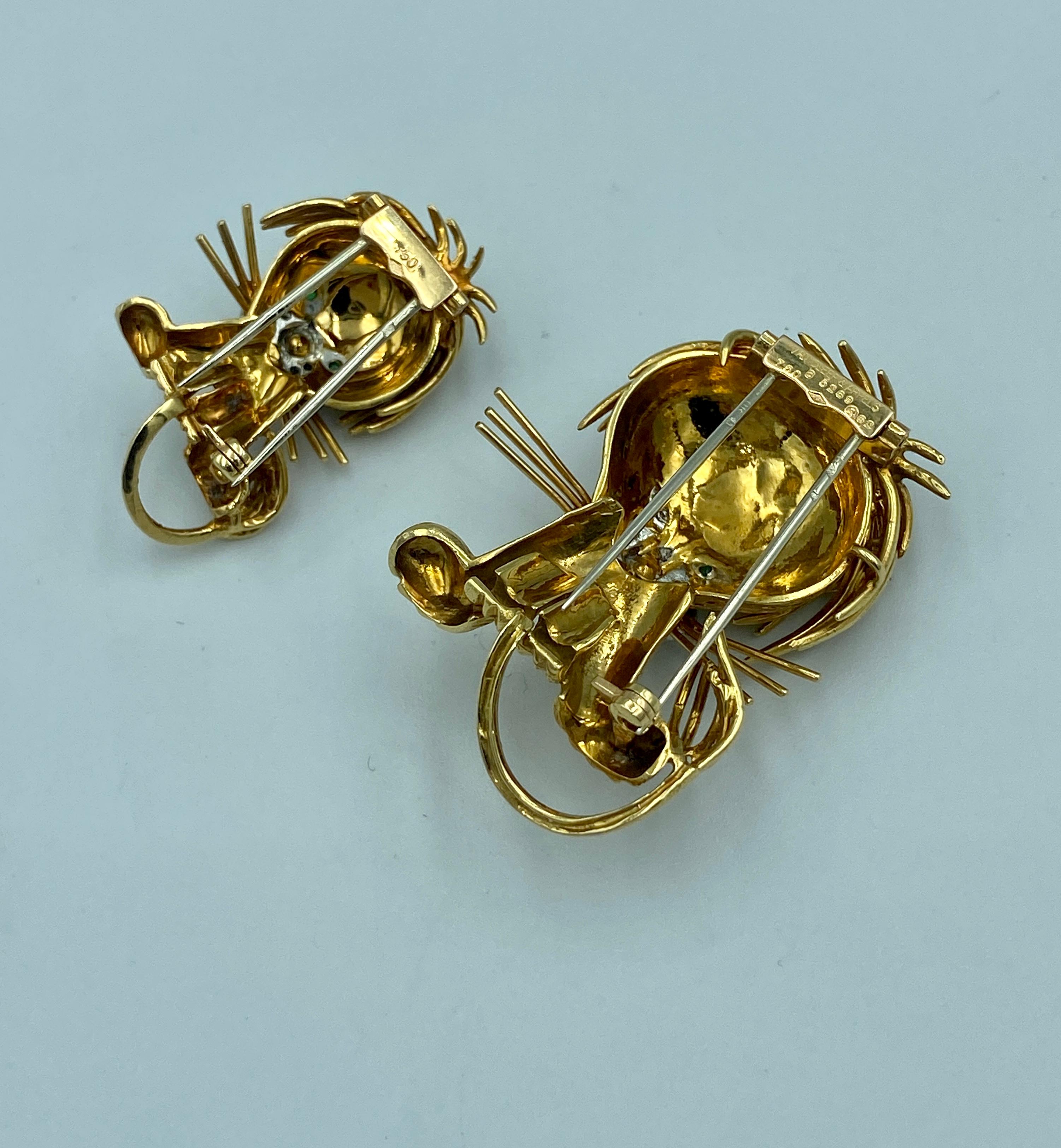 Round Cut 1961 Van Cleef & Arpels Lions Ebouriffes brooch set