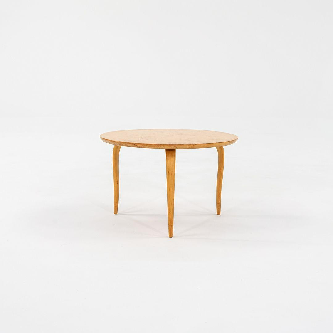 Suédois 1962 Bruno Mathsson for Firma Karl Mathsson Annika Side Table w/ 18 in. Dessus en bois en vente