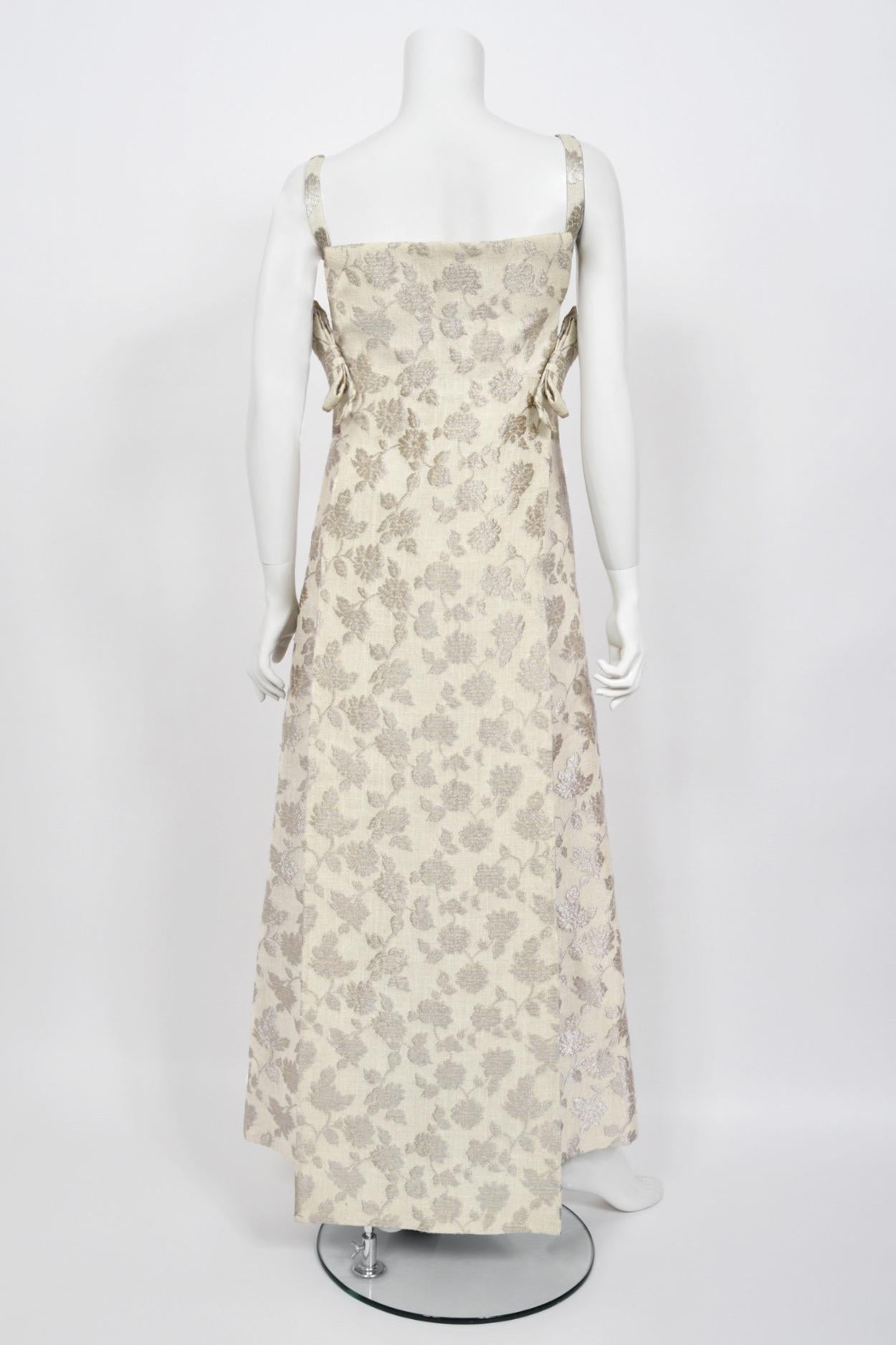 1962 Christian Dior Paris Ivory Silver Floral Silk Brocade Back-Bows Bridal Gown For Sale 11