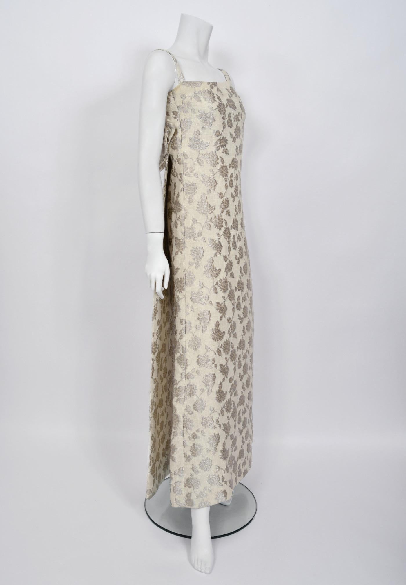1962 Christian Dior Paris Ivory Silver Floral Silk Brocade Back-Bows Bridal Gown For Sale 4