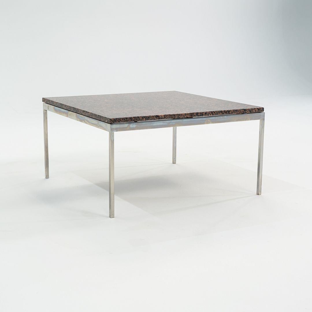 1962 Davis Allen & Gordon Bunshaft Mesa baja de 30 pulgadas de acero con tapa de granito Estadounidense en venta