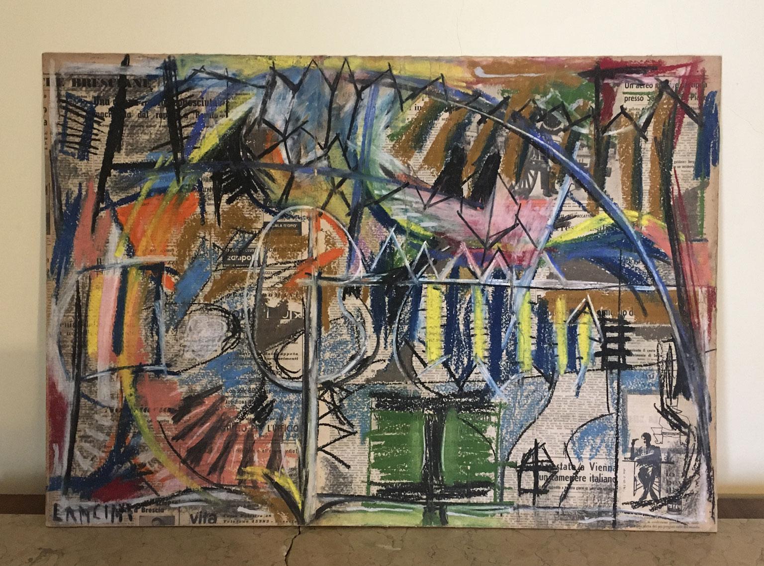 Cette étonnante œuvre d'art abstraite a été réalisée en 1962 par l'artiste italien bien connu Ermete Lancini.
L'œuvre est une peinture au pastel et un collage avec une feuille de journal sur la surface.
En effet, elle peut être considérée comme une