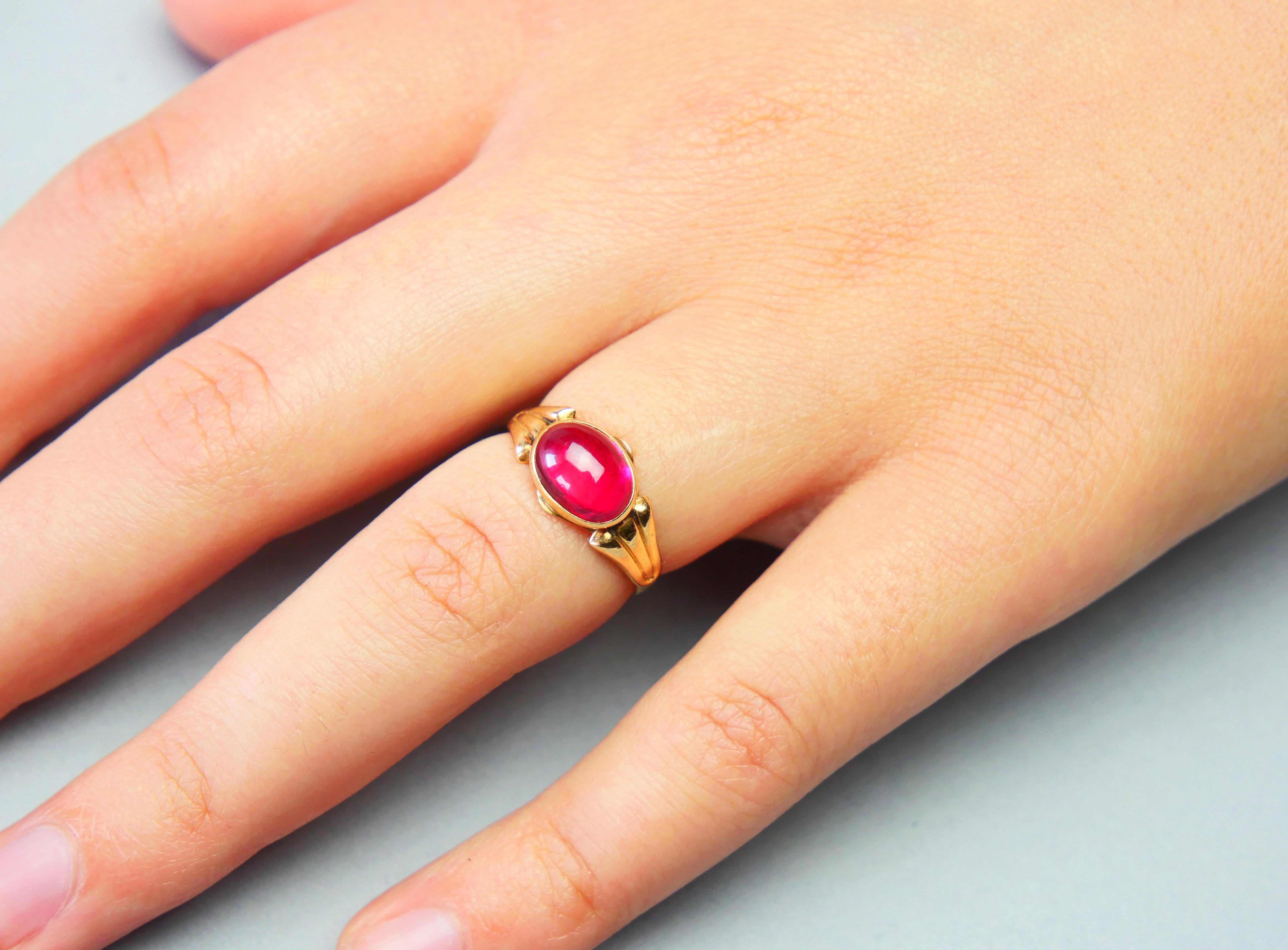 1962 Bague Rubis massif Or jaune 18K Ø 5US / 1.9gr en vente 1