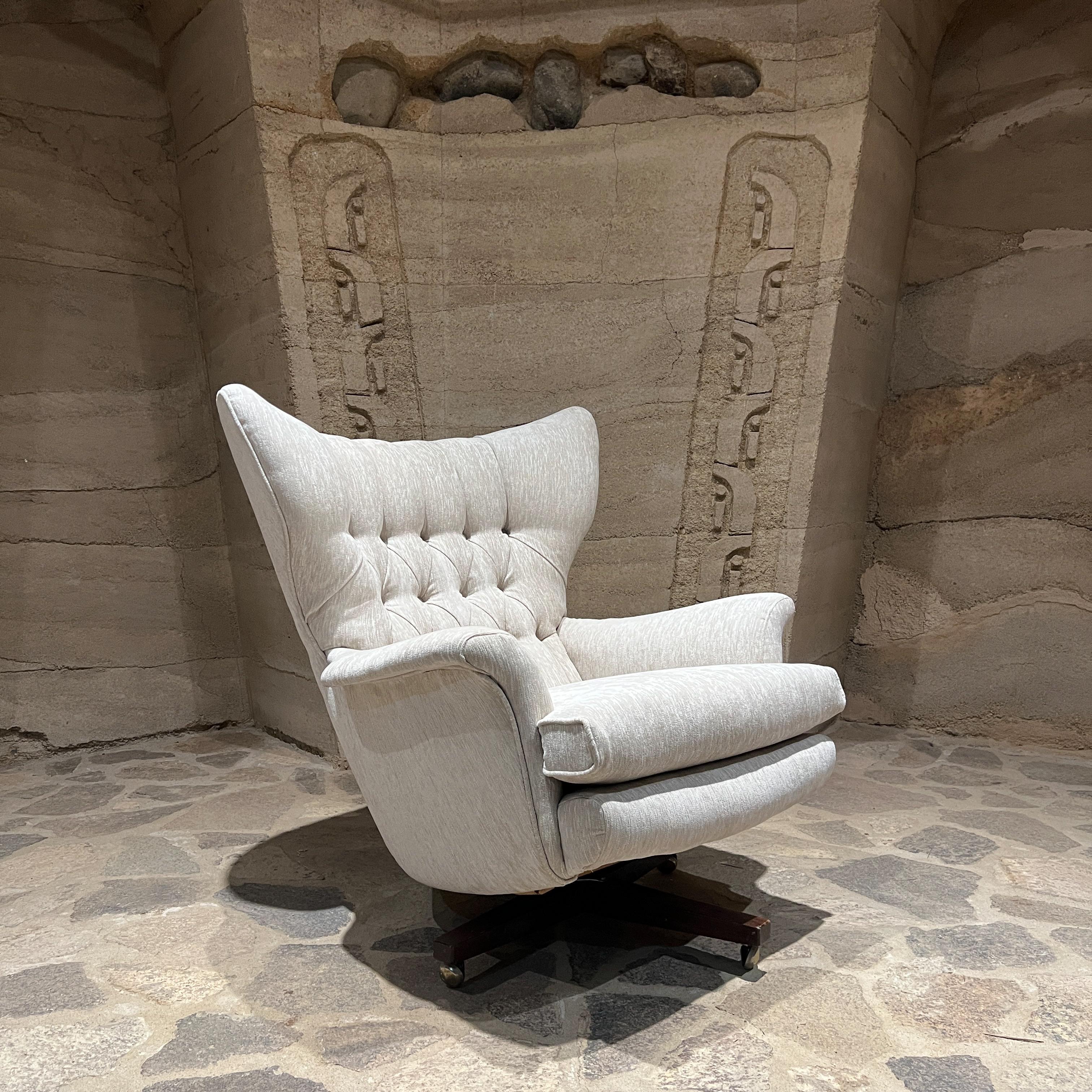 Fauteuil inclinable et pivotant James Bond 6250 restauré, 1962 Sublime G Plan en vente 3