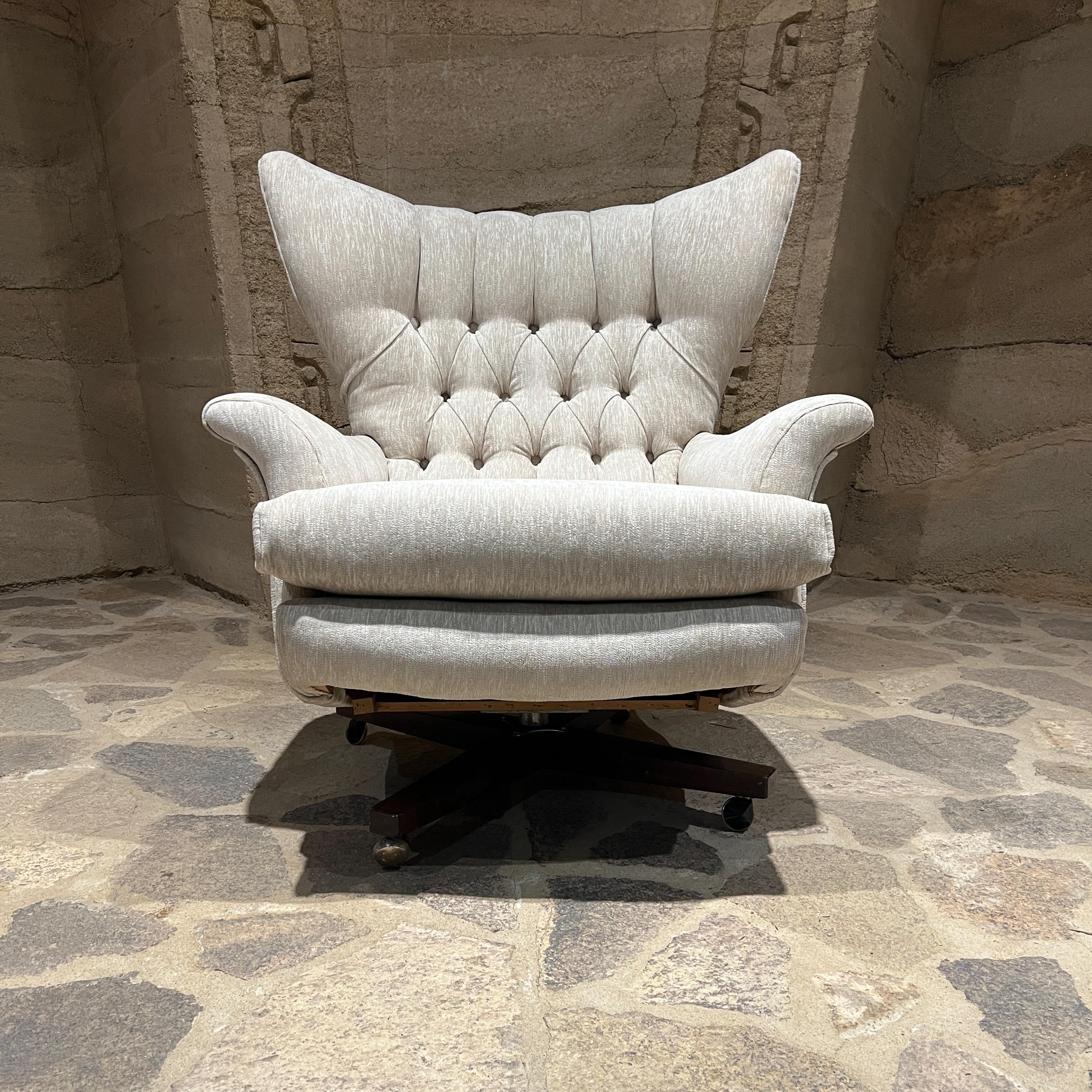 Mid-Century Modern Fauteuil inclinable et pivotant James Bond 6250 restauré, 1962 Sublime G Plan en vente