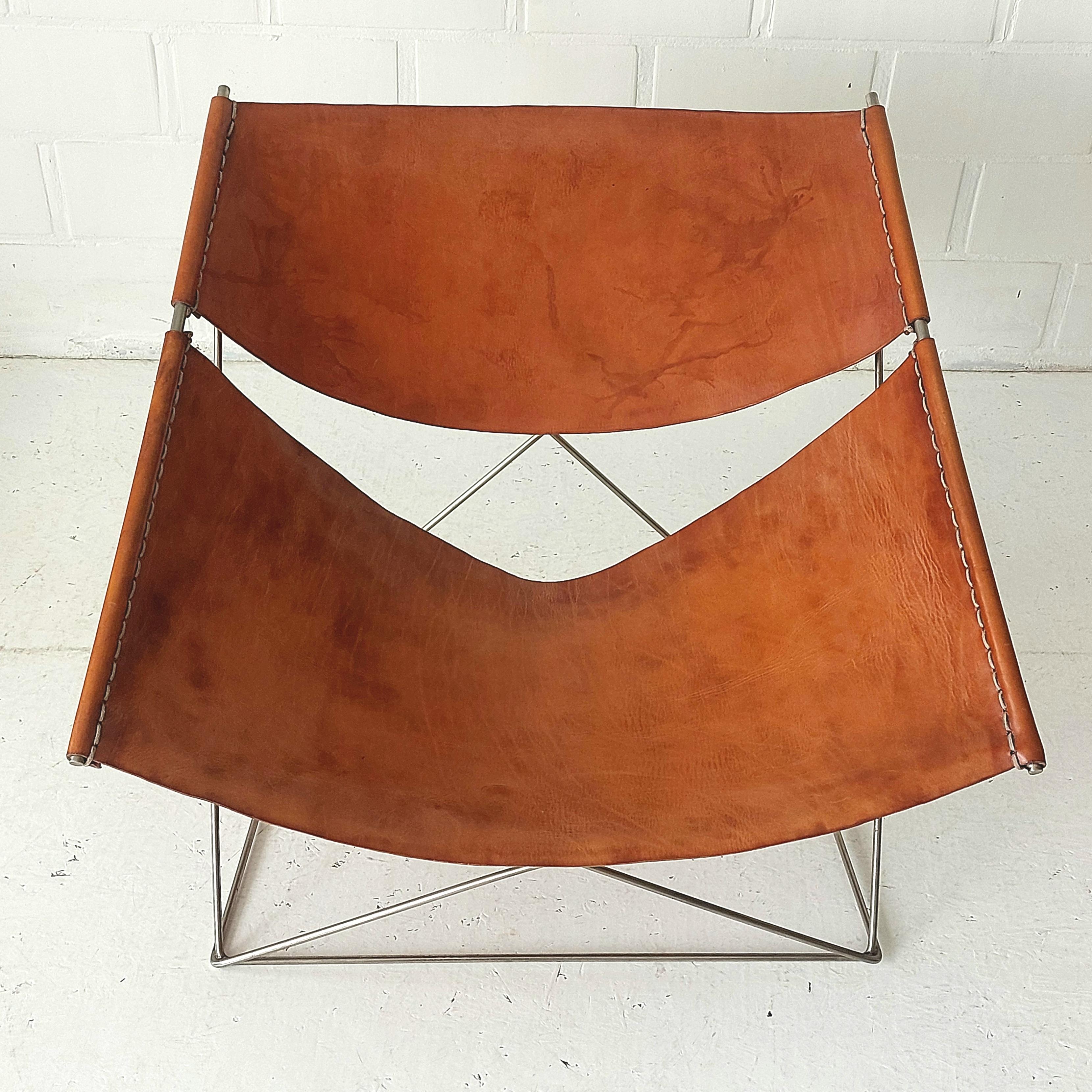 1963 Cognac Pierre Paulin Butterfly Lounge Chair F675 Artifort Netherlands For Sale 1
