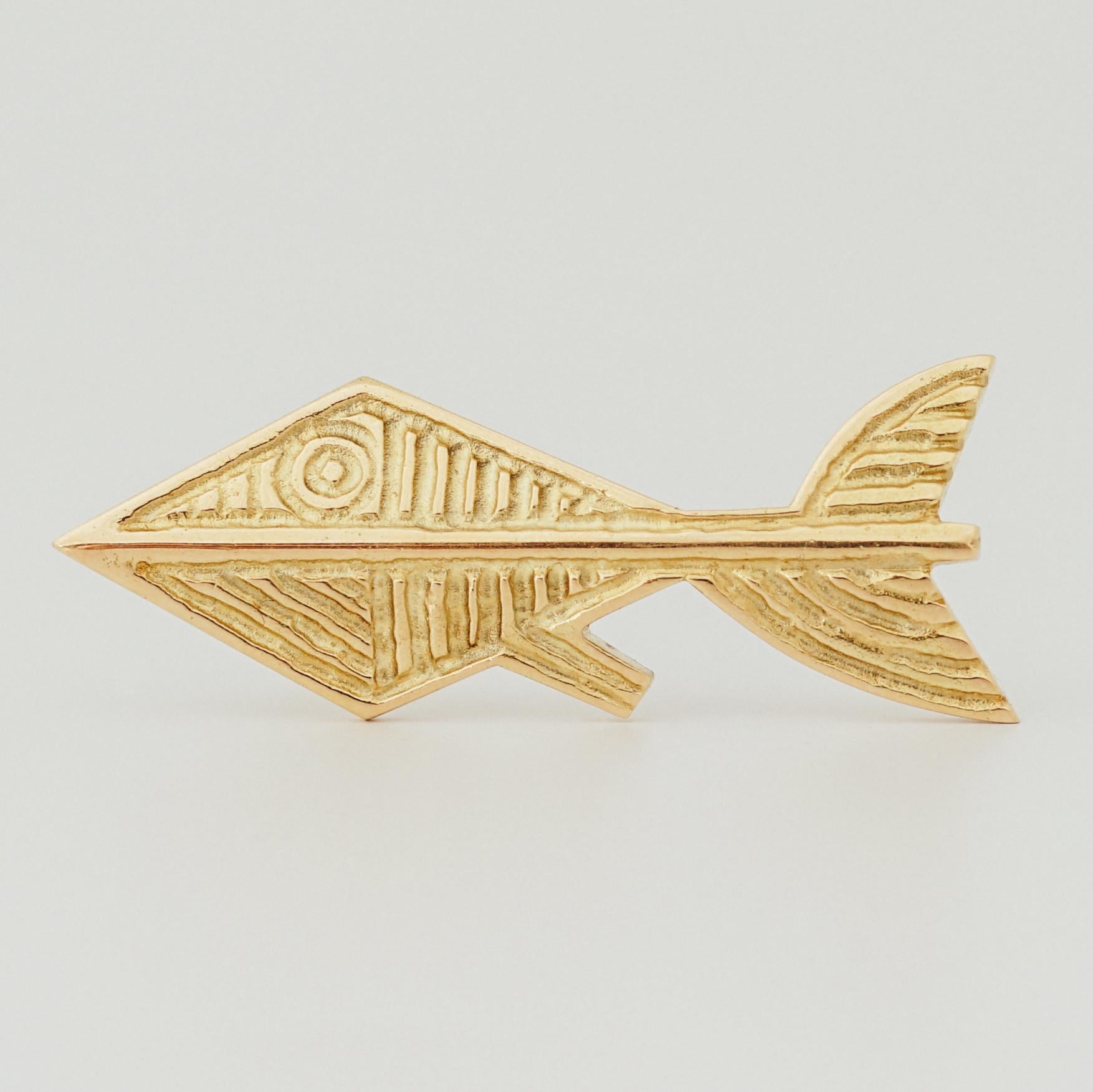 Express Shipping still available during Lockdown

Rare 18K gold Brooch called Alphée by Georges Braque (1882-1963), inventor of cubism.
It is Signed 'Bijoux de Braque'  and numbered 2/75, from the first edition created by Heger de Loewenfeld. Most