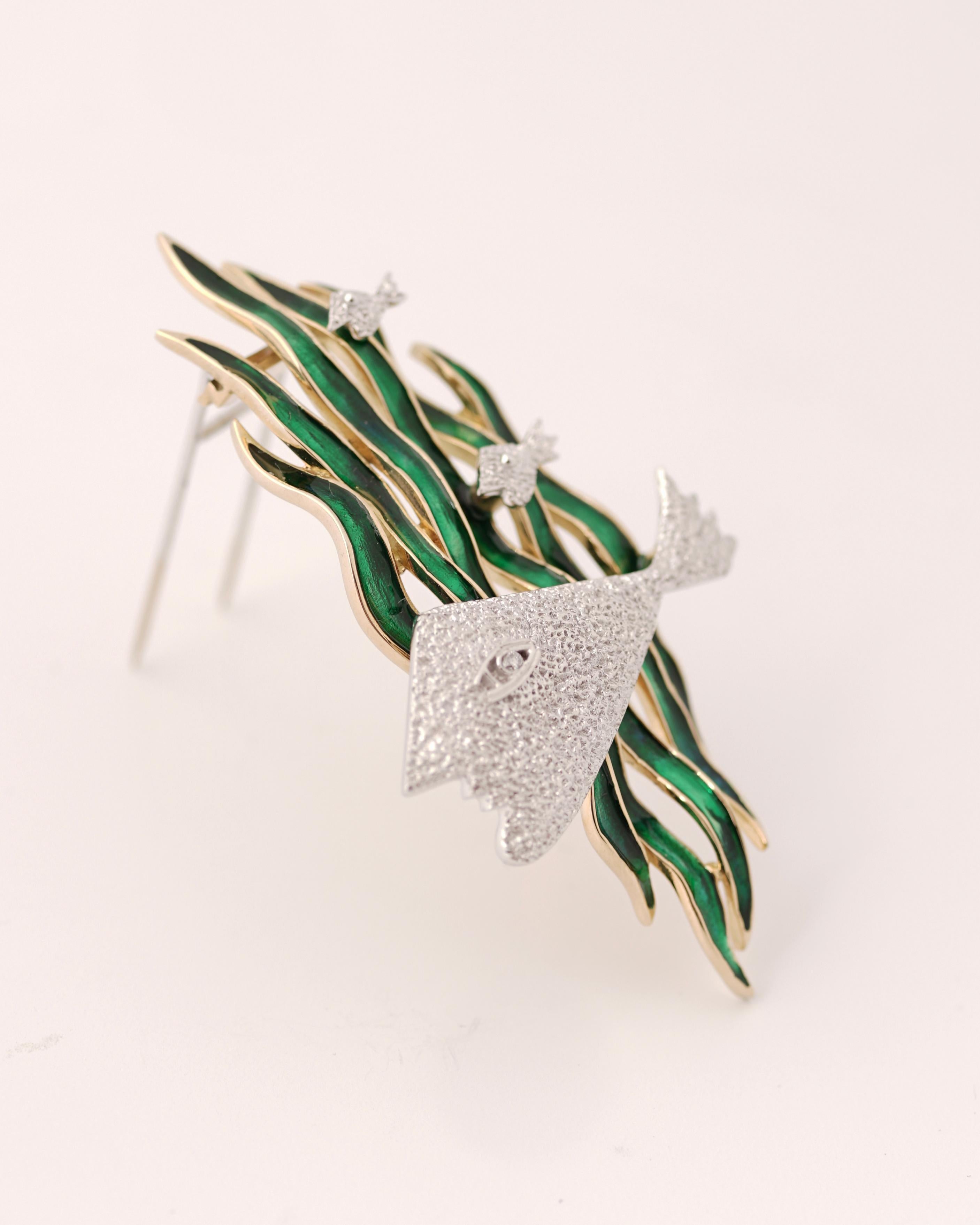 Express Shipping still available during Lockdown

Beautiful 18K Yellow, White Gold and Green enamel Brooch by Georges Braque (1882-1963), inventor of cubism.
It is Signed 