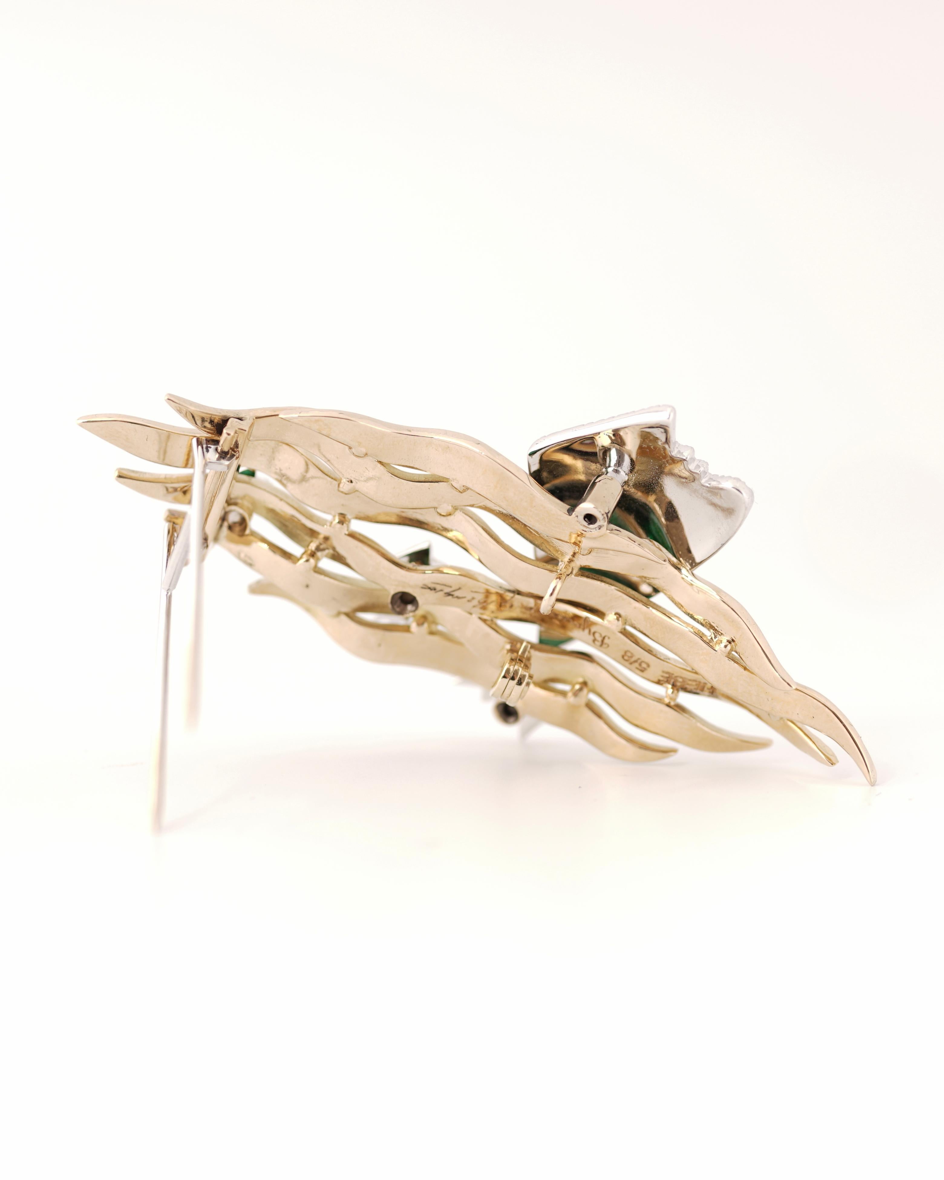 Femenino o masculino 1963 Georges Braque Broche de oro amarillo, blanco y esmalte verde 