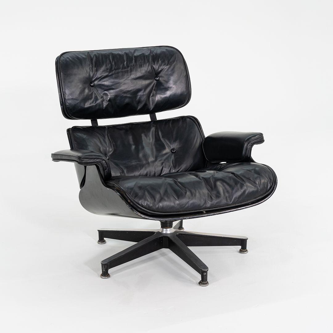 1963 Herman Miller Eames Lounge Chair and Ottoman in Wood w/ Leather Upholstery 3