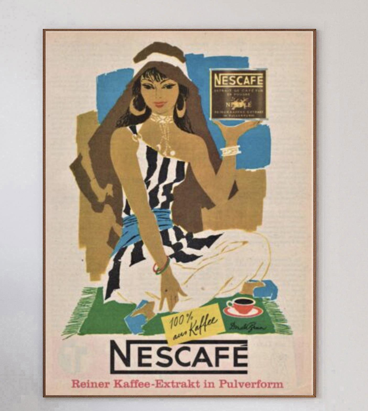 Dieses wunderschöne Plakat des Schweizer Grafikdesigners Donald Brun zeigt eine Frau, die einen Kaffee genießt. Es wurde 1963 erstellt, um für Nescafe zu werben. Die 1938 in der Schweiz gegründete Kaffeemarke Nescafe ist das Aushängeschild von