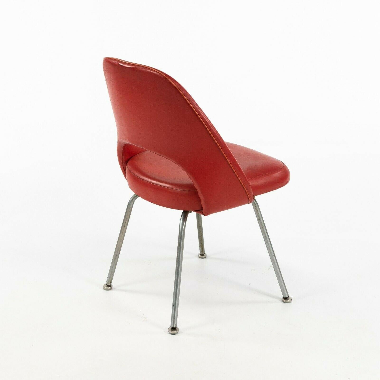 1963 Pair of Eero Saarinen for Knoll Red Vinyl Armless Executive Dining Chairs For Sale 1