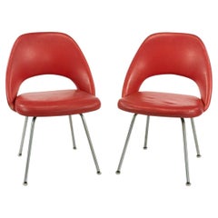 1963 Pair of Eero Saarinen for Knoll Red Vinyl Armless Executive Dining Chairs