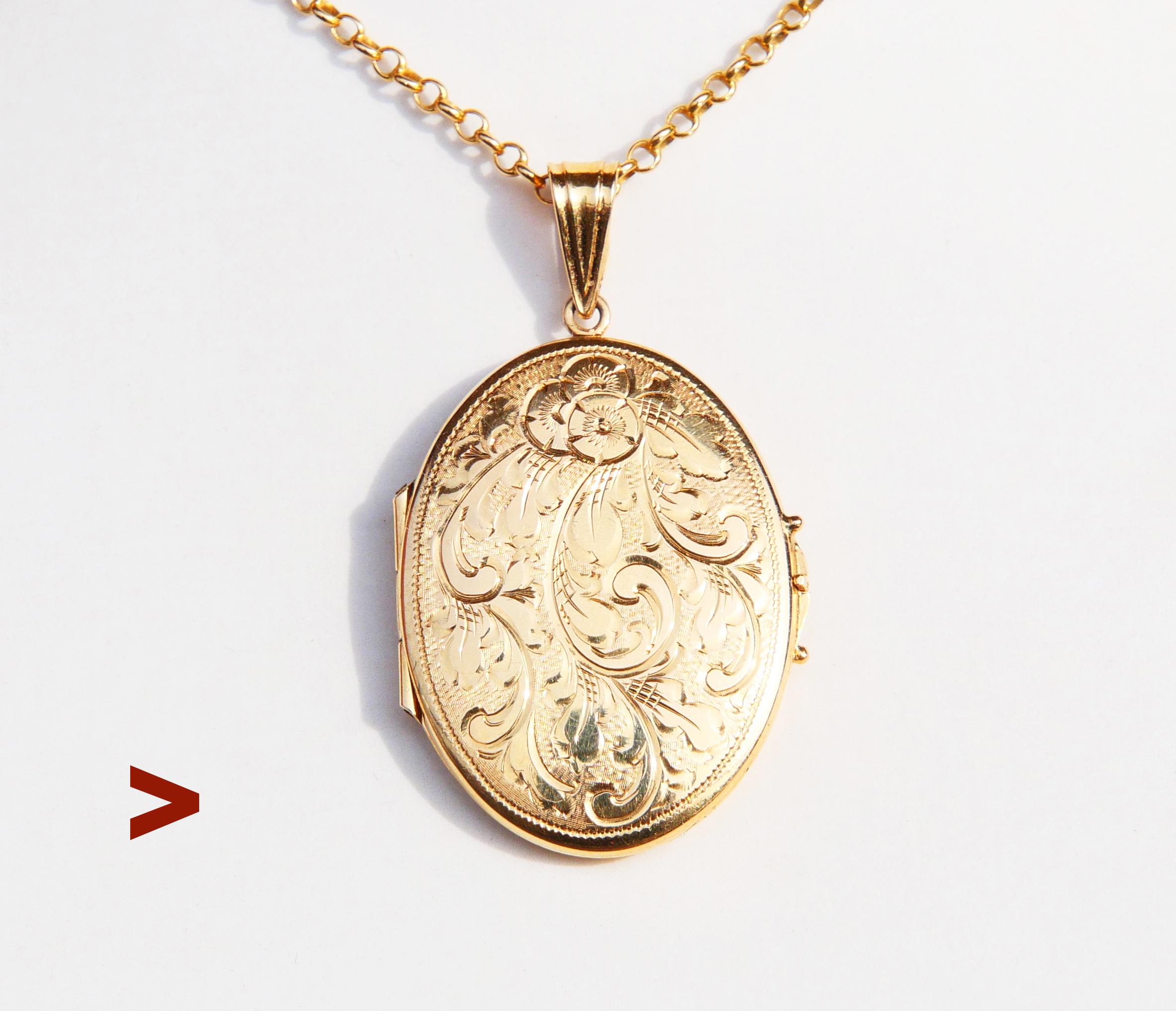 Médaillon avec ornement floral gravé à la main sur la face avant. Cadres internes pour les images à l'intérieur avec des couvercles en plexiglas. 

Poinçons de la Suède, la bague est poinçonnée 18K, trois couronnes et les poinçons de l'artisan et de