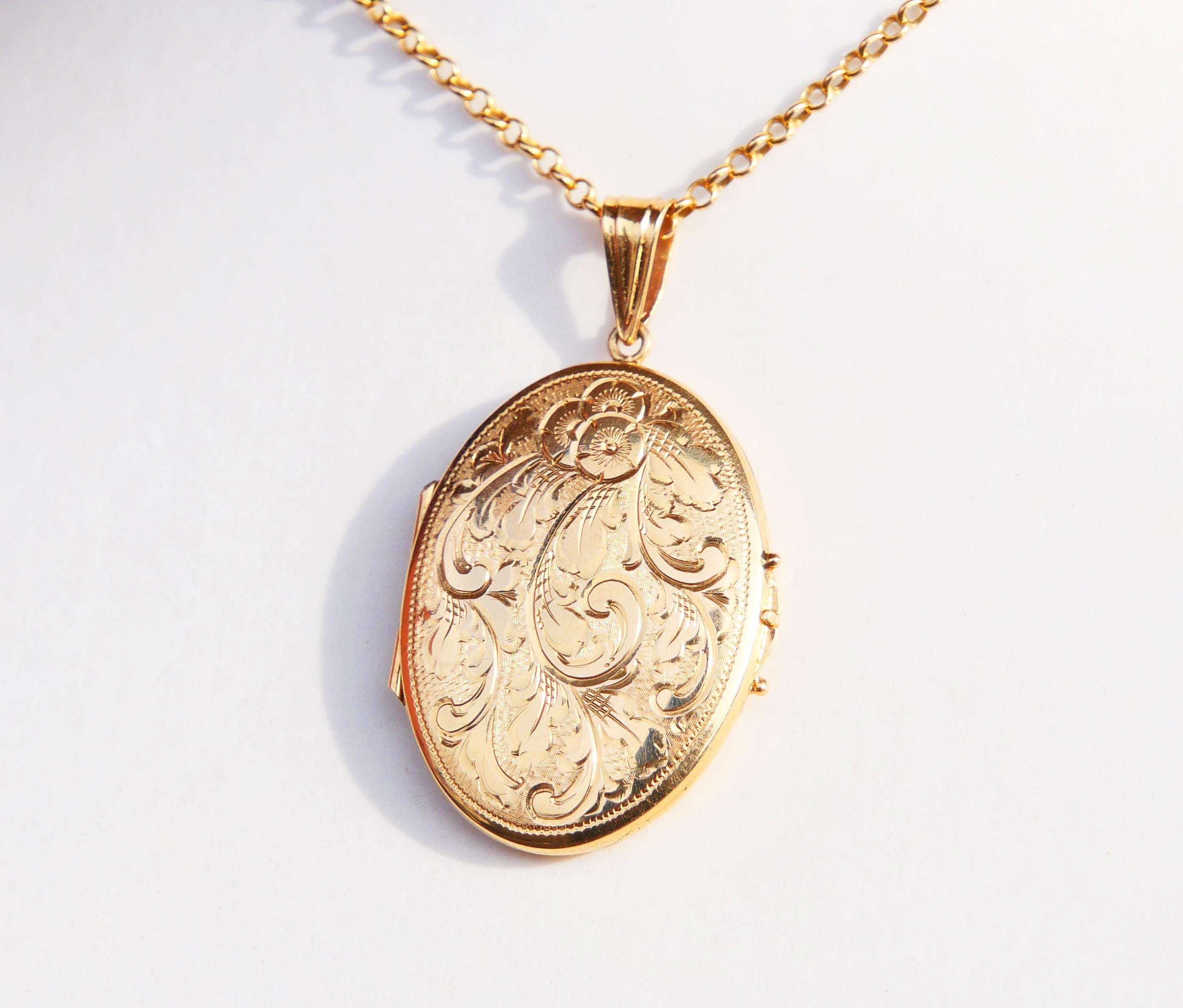 1963 Pendentif Picture Locket or jaune 18K massif / 6.75 gr Unisexe en vente
