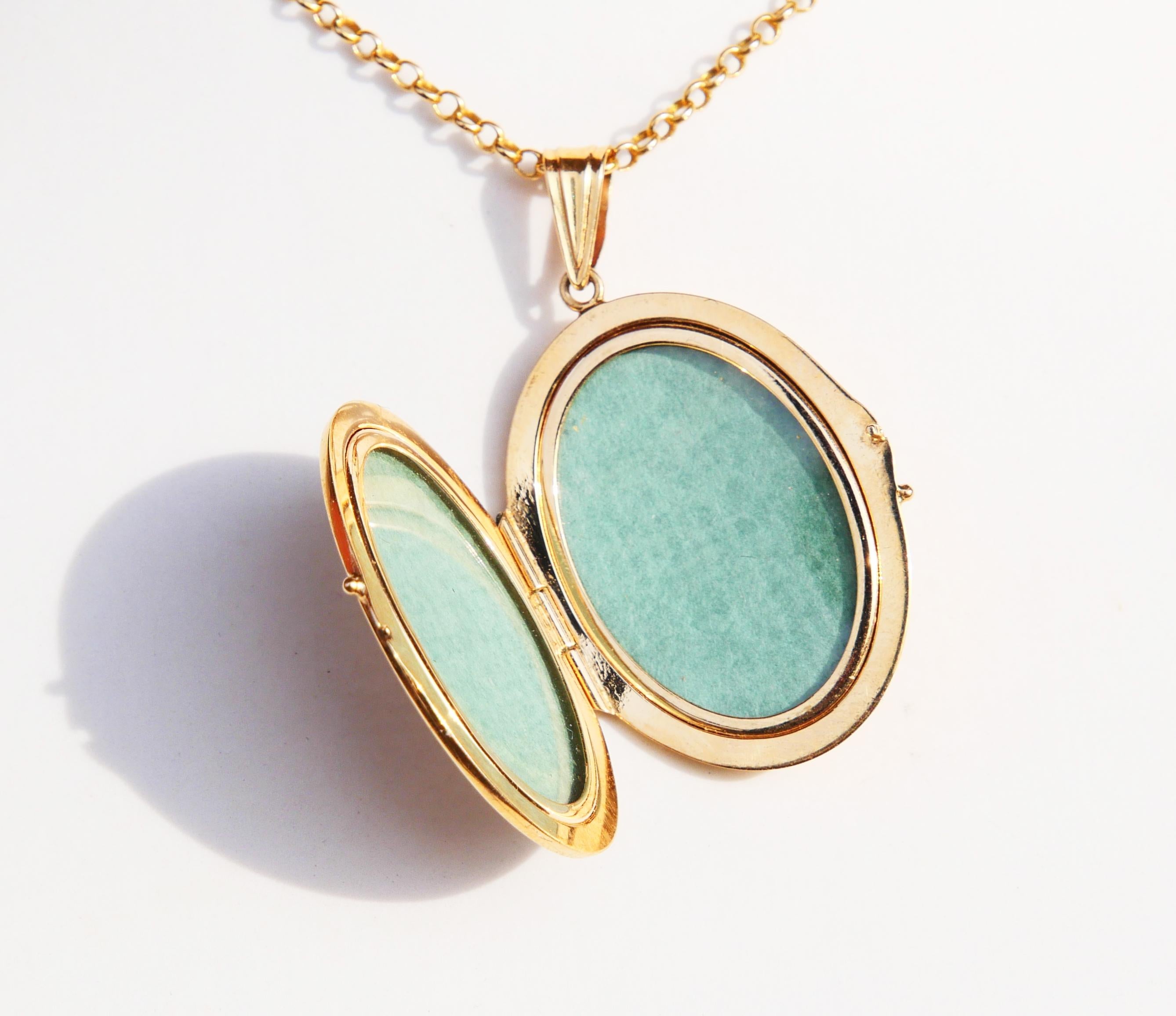 1963 Pendentif Picture Locket or jaune 18K massif / 6.75 gr en vente 1