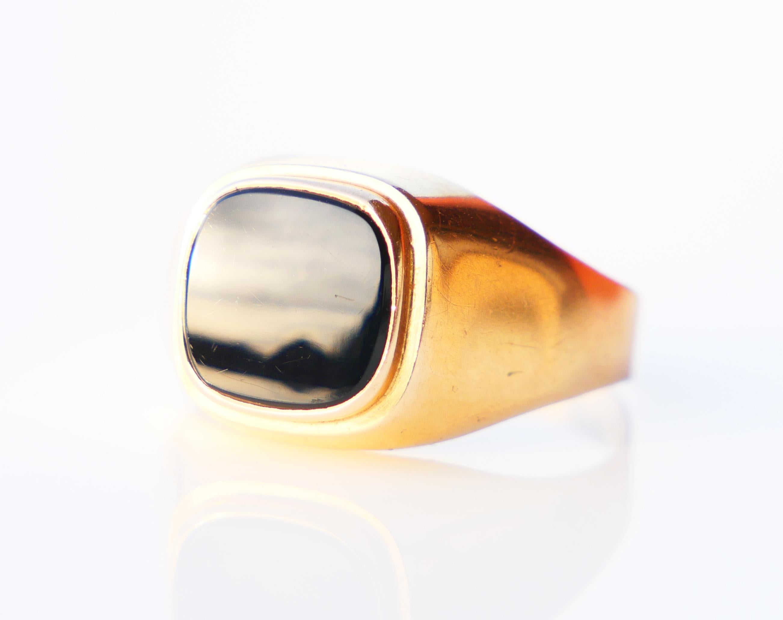 Men Signet Ring in elegant design  decorated with highly reflective stone.

Full set of Swedish hallmarks , 18k, maker's and date code is S8 / made in 1944.

Crown is 18 mm x 15 mm x 4mm, with engraved decor on the edge.Orange Gold, radiant cut