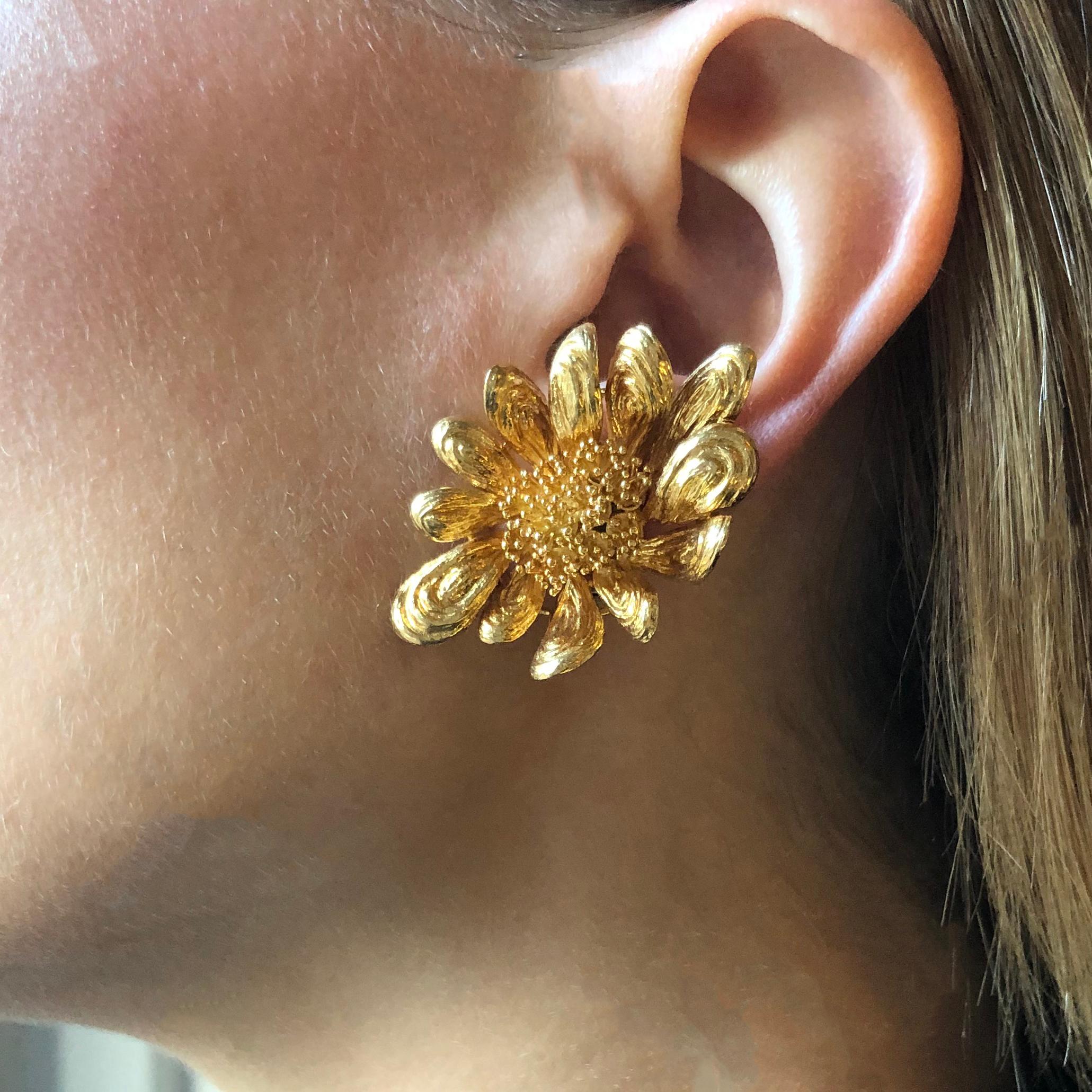 chaumet gold ear clips